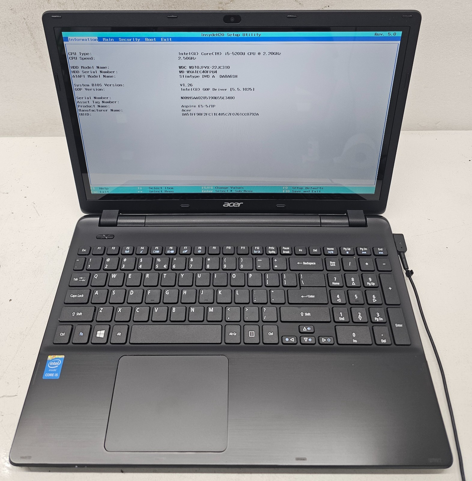 Acer Aspire E15 Touch E5-571P-568M Laptop Intel i5-5200U 8GB Ram 1TB WIN 10 (FL)