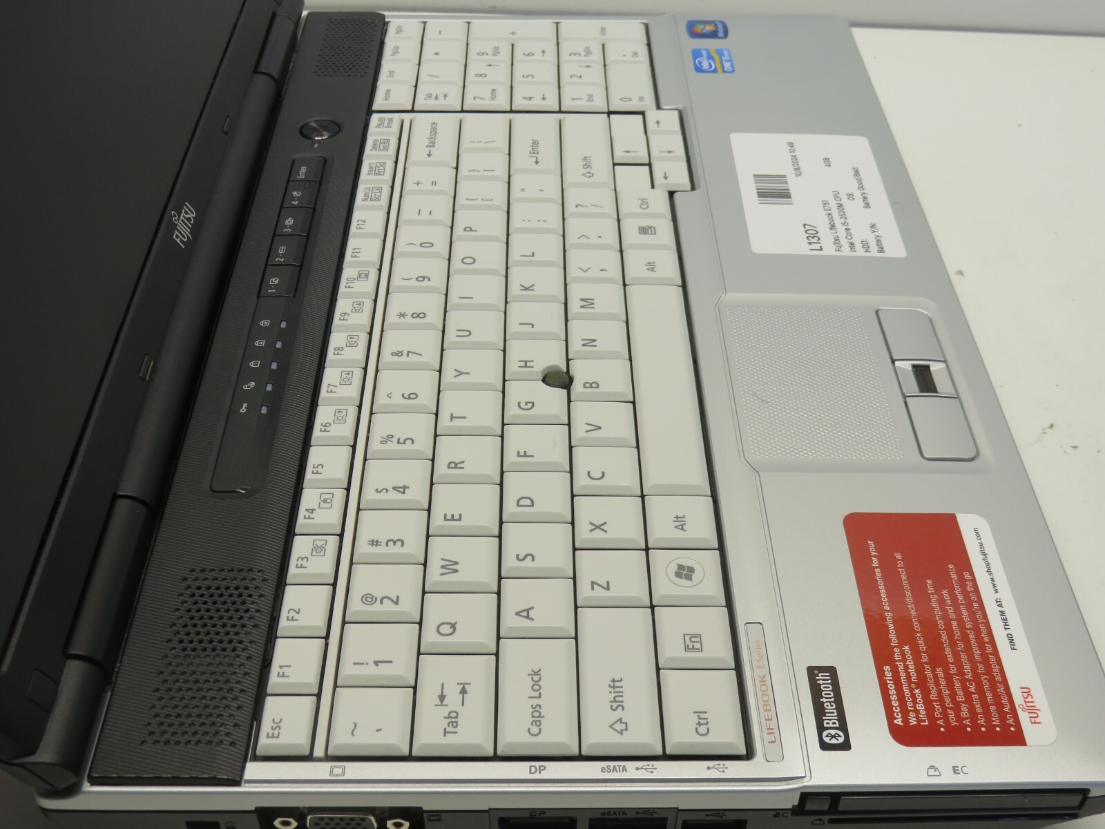Fujitsu Lifebook E751 Intel Core i5-2520M CPU 2.50GHz 4GB NO HDD No Batt