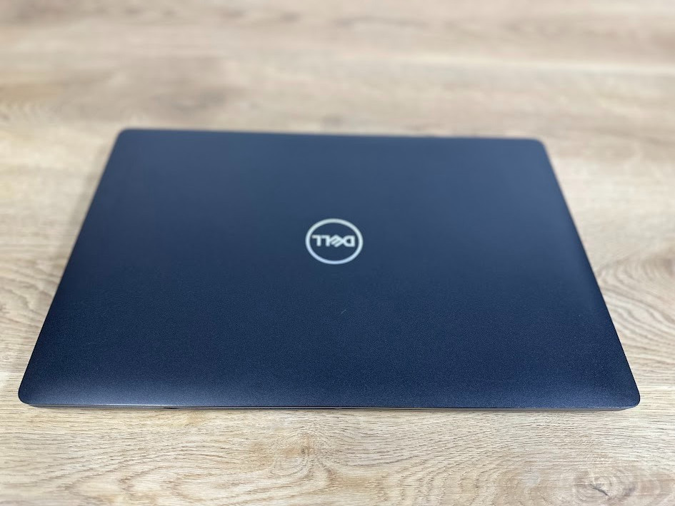 Dell Precision 3541, Core i7 9850H, 16GB, Quadro P620, 512GB SSD 2019 100% Batte
