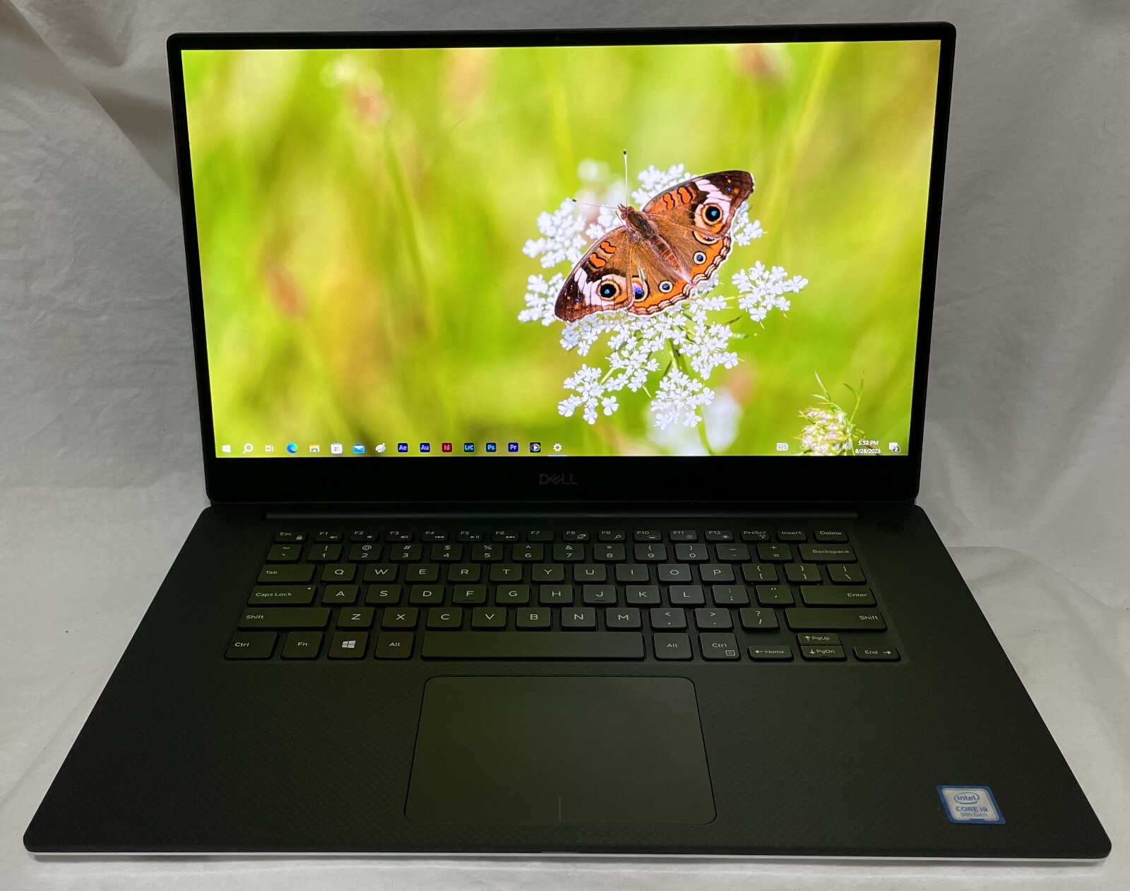 Dell XPS 15 7590 | i9-9980HK 2.4GHz | 4K OLED | 32GB | 2TB EVO+ | Grade A