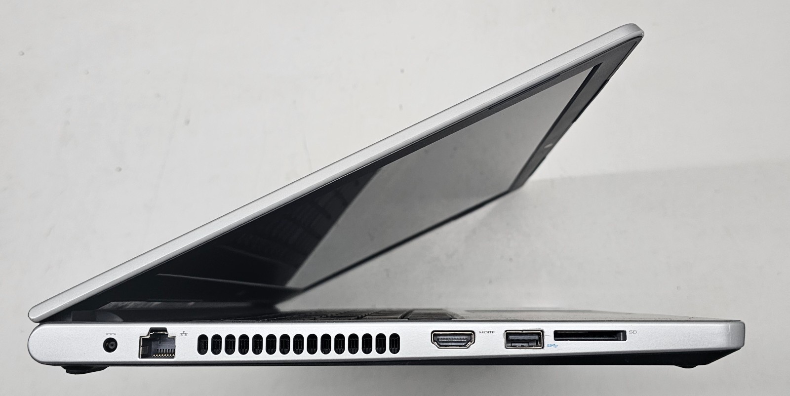 Dell Inspiron 5559 15.6″ Laptop Intel Core i5-6200U 4GB Ram No HD/OS (FL)