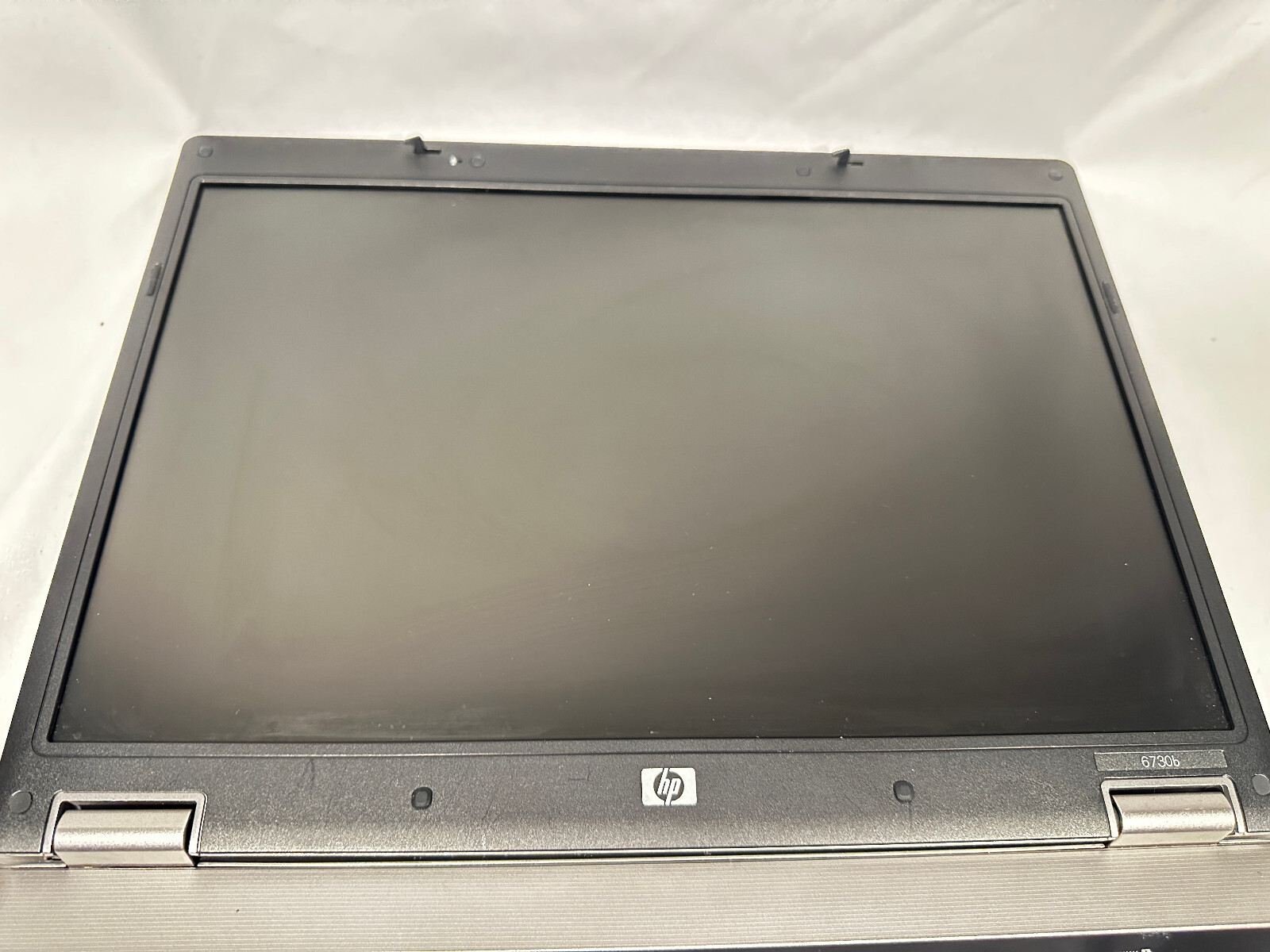 HP Compaq 6730b 15″ Core 2 Duo, 2GB RAM ***FOR PARTS***