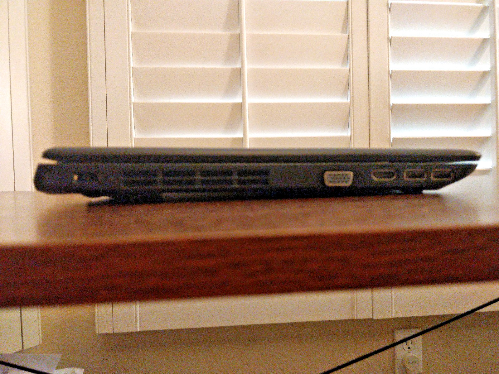 Lenovo ThinkPad E570 Intel i5-7200U 8GB RAM 500GB HDD 15.6″ LINUX Laptop