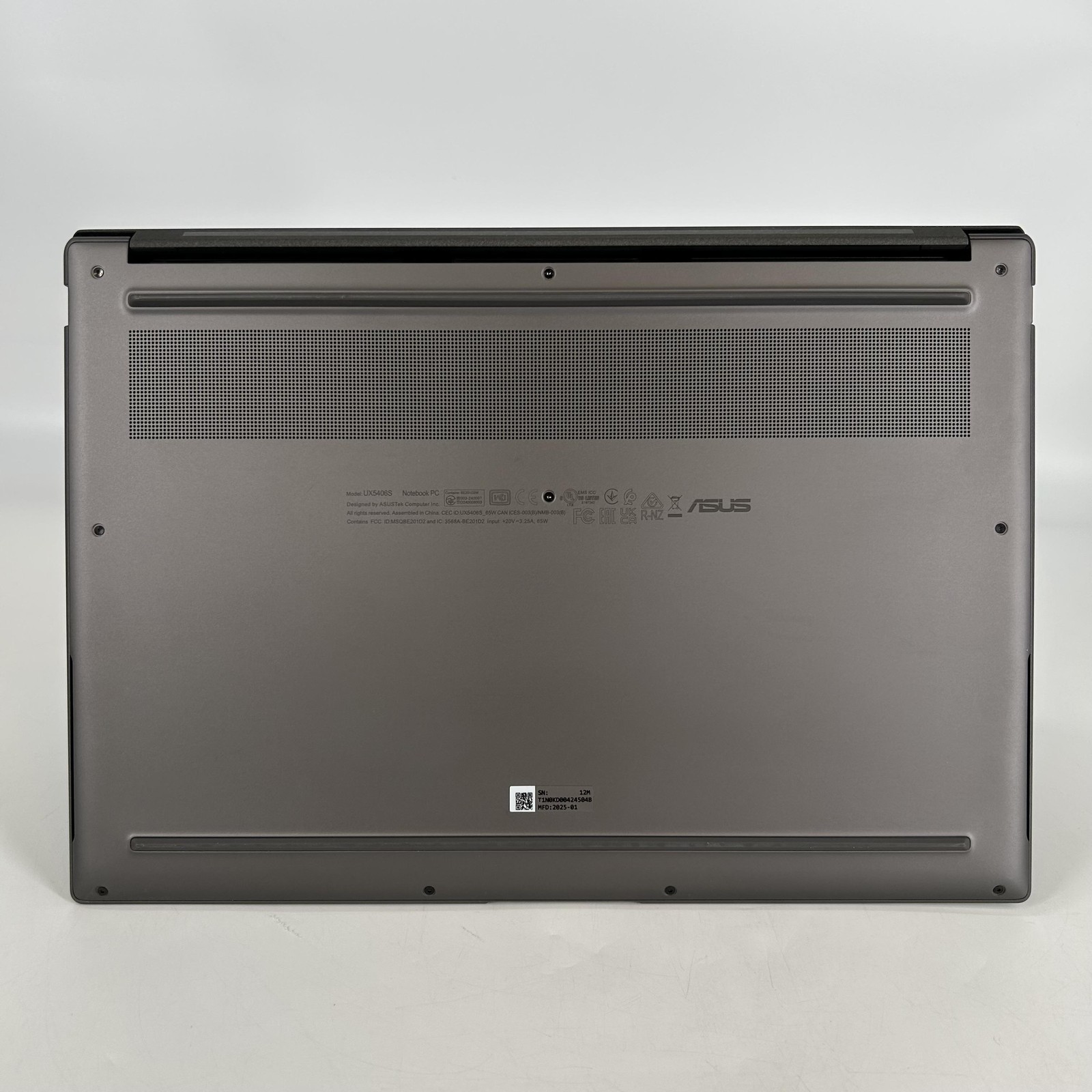 Asus Zenbook S 14 120Hz QHD+ TOUCH 2.2 GHz Ultra 7 258V 32GB 1TB SSD Excellent