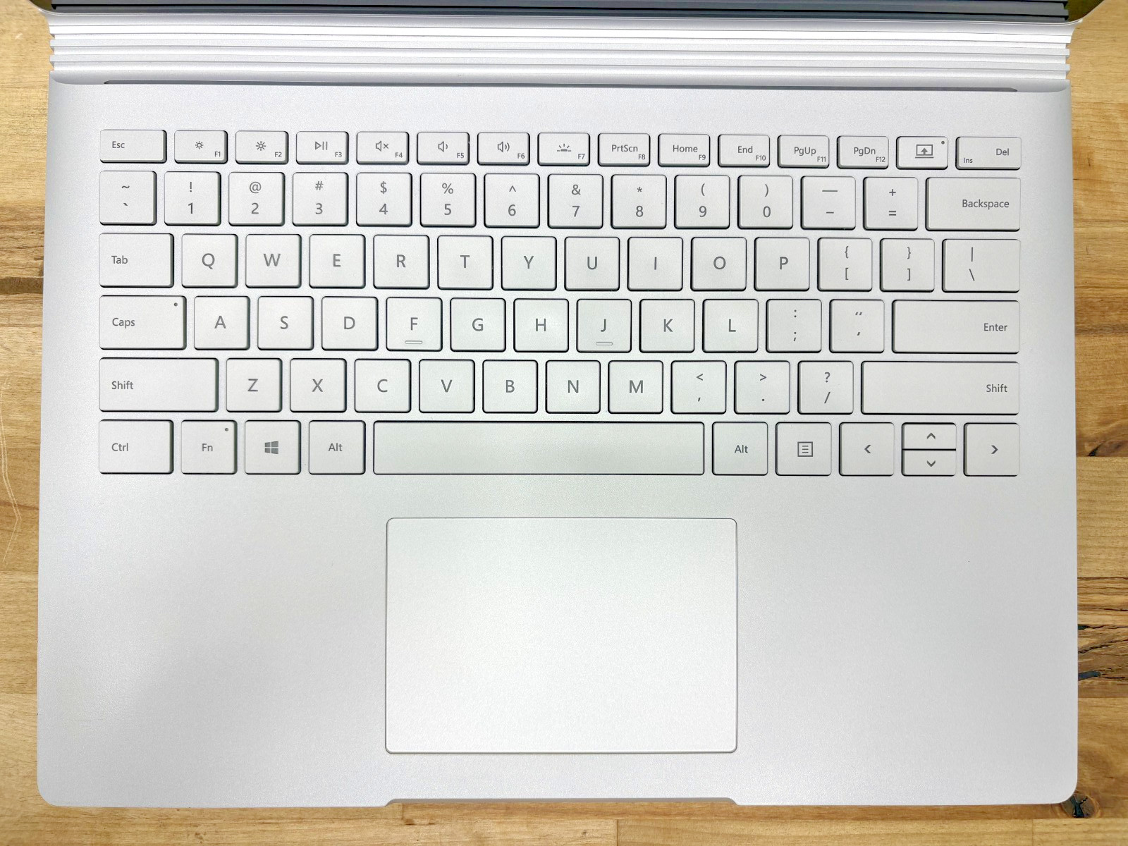 Microsoft Surface Book 2 Intel i7-8th Gen 1.90GHz 16GB RAM 512GB SSD Win 11 Pro*