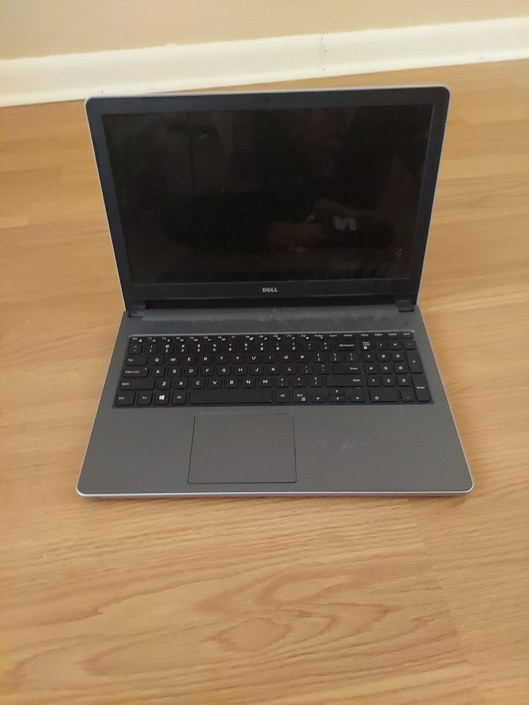 Dell Laptop P51F Inspiron 15 5000 Series 15″ Silver Not Working, For Parts