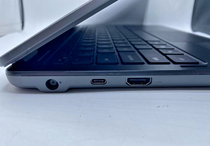 Dell Latitude 3120 11.6″ Pentium Silver N6000 @1.1GHz 8GB RAM 256GB SSD