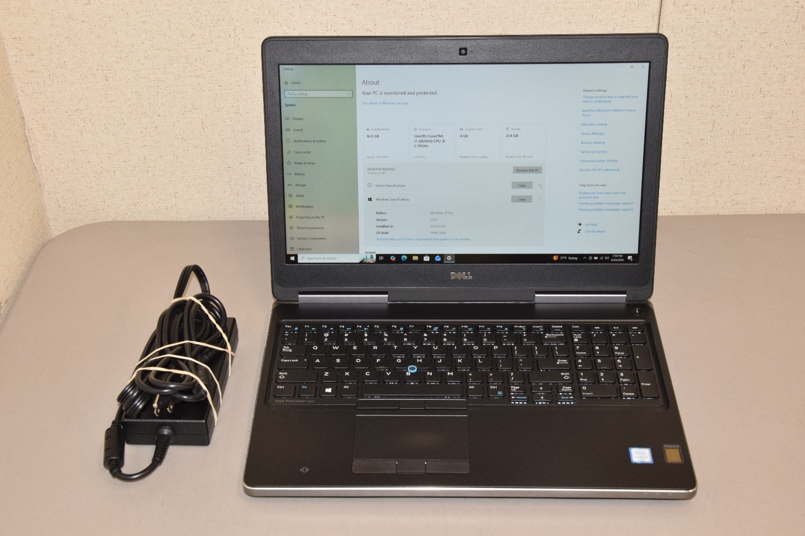Dell Precision 7510 15.6″ Laptop i7-6820HQ 16GB 240GB NVIDIA Quadro M2000M 4GB