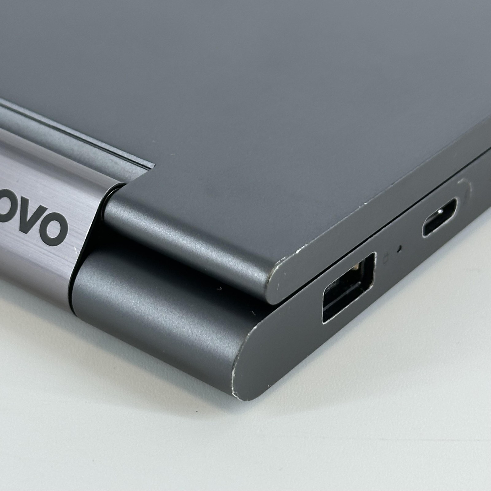 Lenovo Yoga C940 15 FHD TOUCH i7-9750H 2.60GHz 16GB 512GB SSD GTX 1650 Max-Q