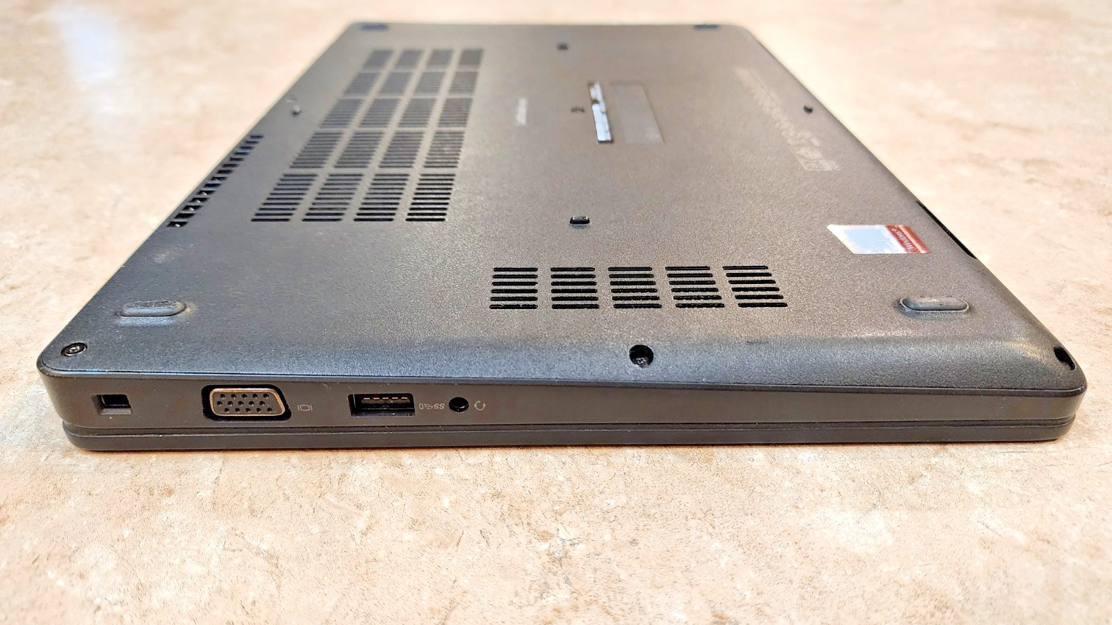 Dell Latitude 5490 14” Core i5-8350U 8GB RAM 128GB SSD HDMI Win 11 Pro Laptop