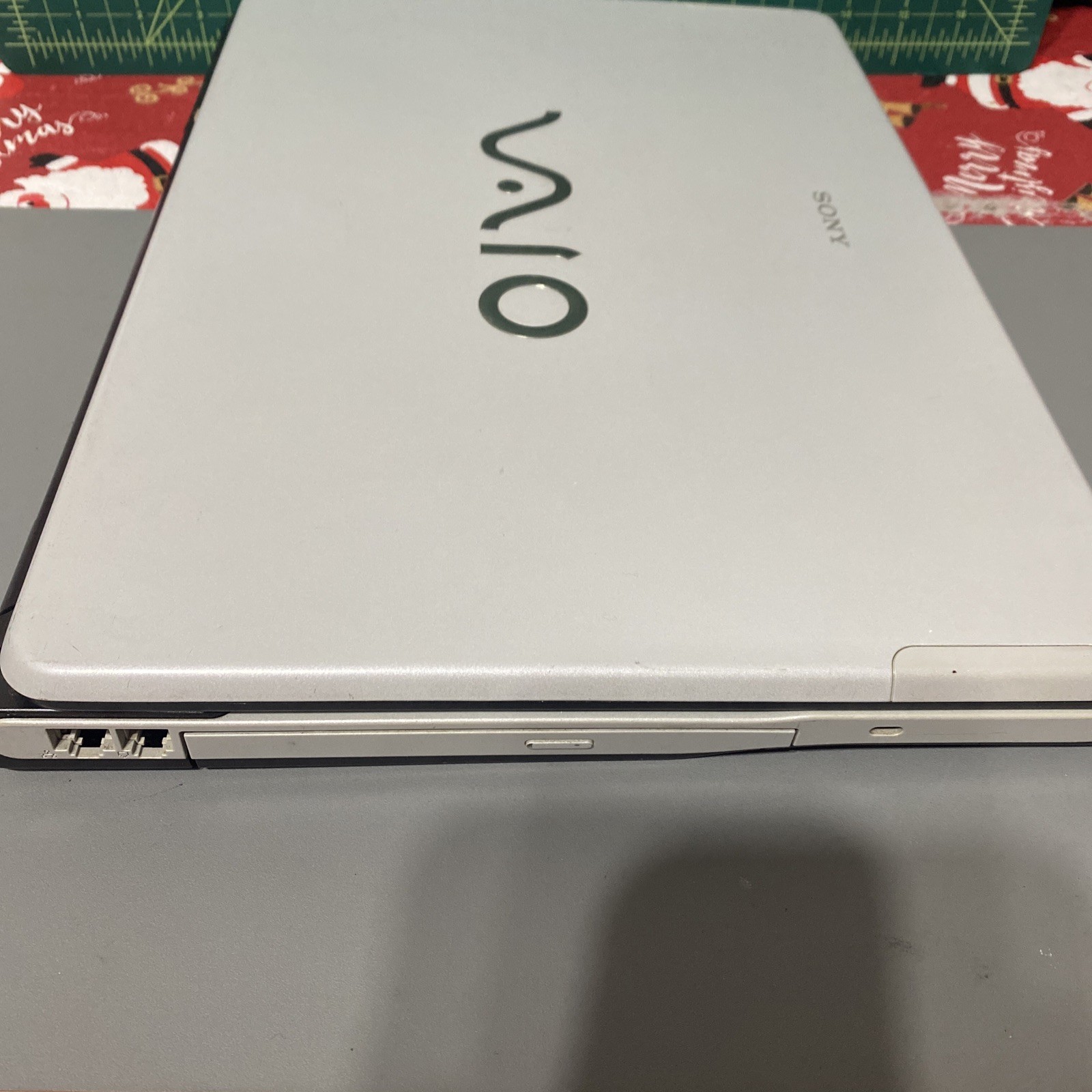 Sony Vaio VGN-FS740/W PCG-7D2L Intel Centrino 2GB NO HDD – Prts/Repair Laptop