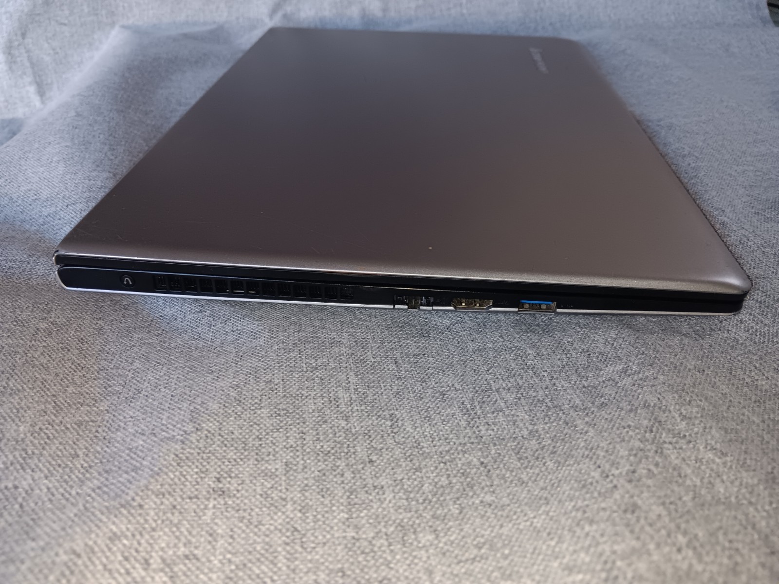 Lenovo IdeaPad S415 Touch 14″ Laptop AMD A6-5200 4GB RAM 500GB HDD
