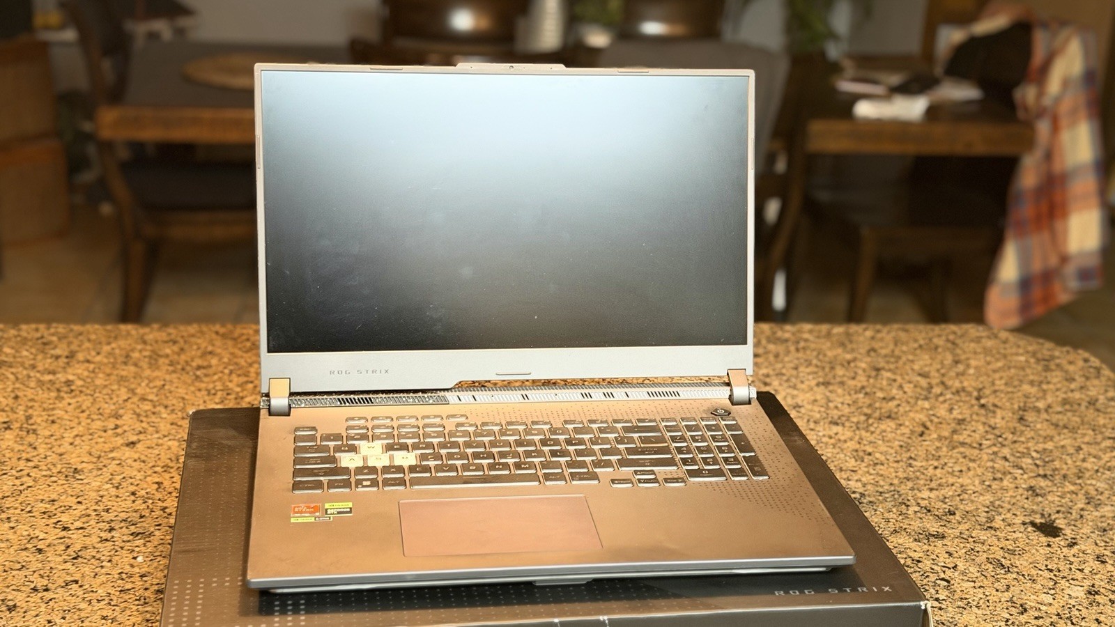 ASUS ROG Strix G17 (2023) 17.3” QHD 240Hz Gaming Laptop – AMD Ryzen 9 RTX 4060