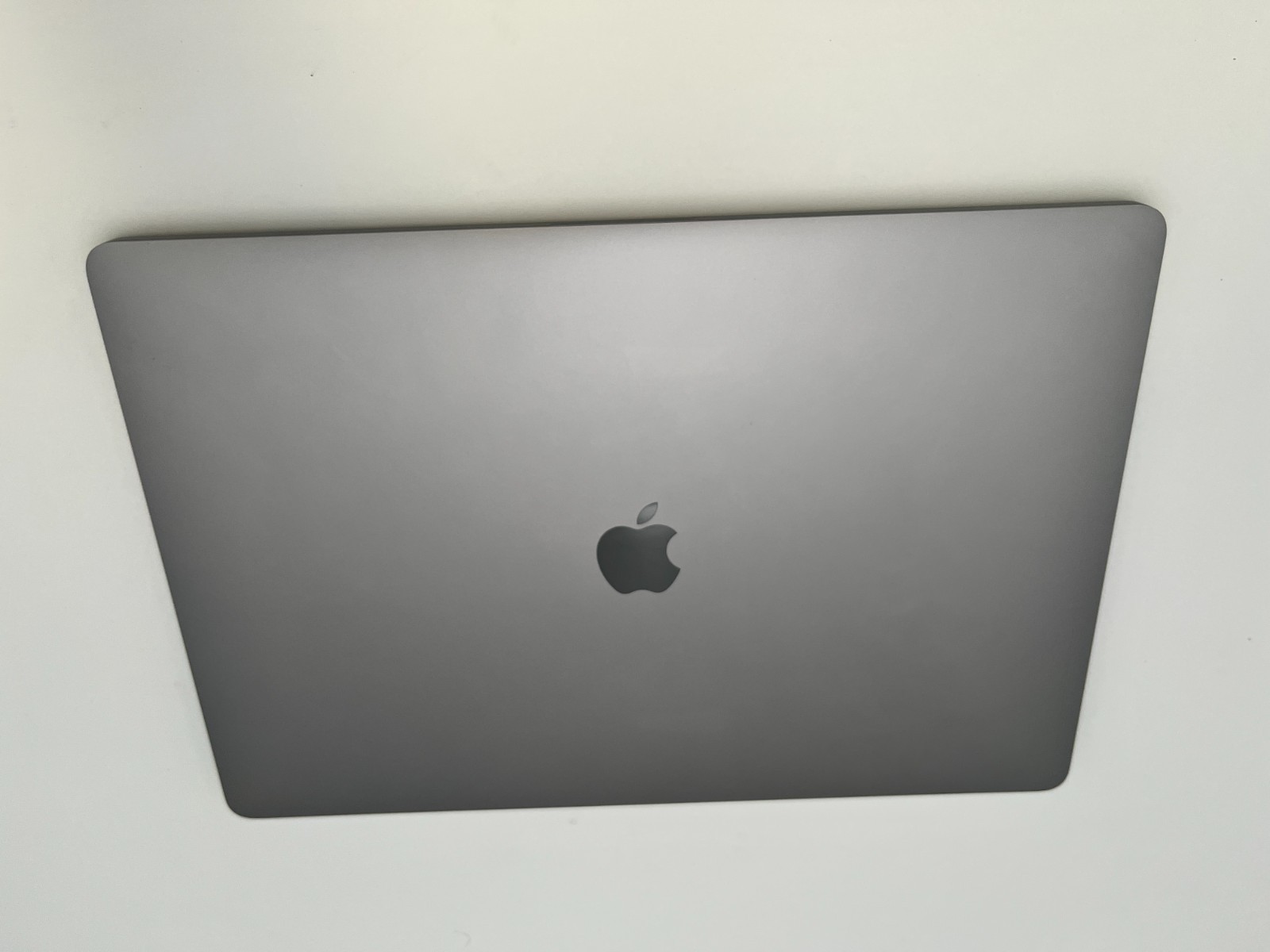 APPLE A2141 16″ MACBOOK PRO 2019 CORE i7-9750H@ 2.6 GHz 16GB DDR4 500 GB TAHOE