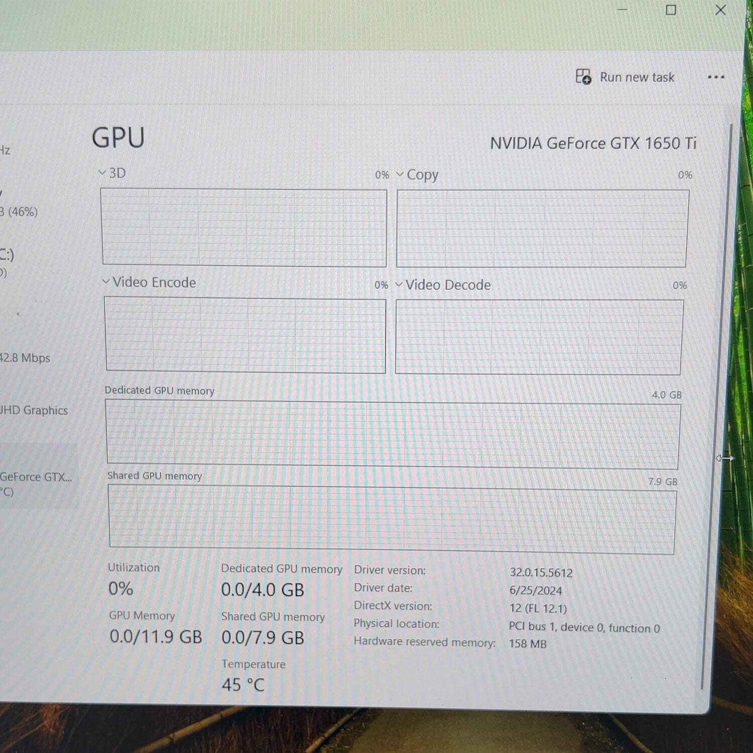 Dell XPS 9700 17.3″ i7-10750H 2.6GHz 16GB RAM 512GB SSD GeForce GTX 1650 Ti