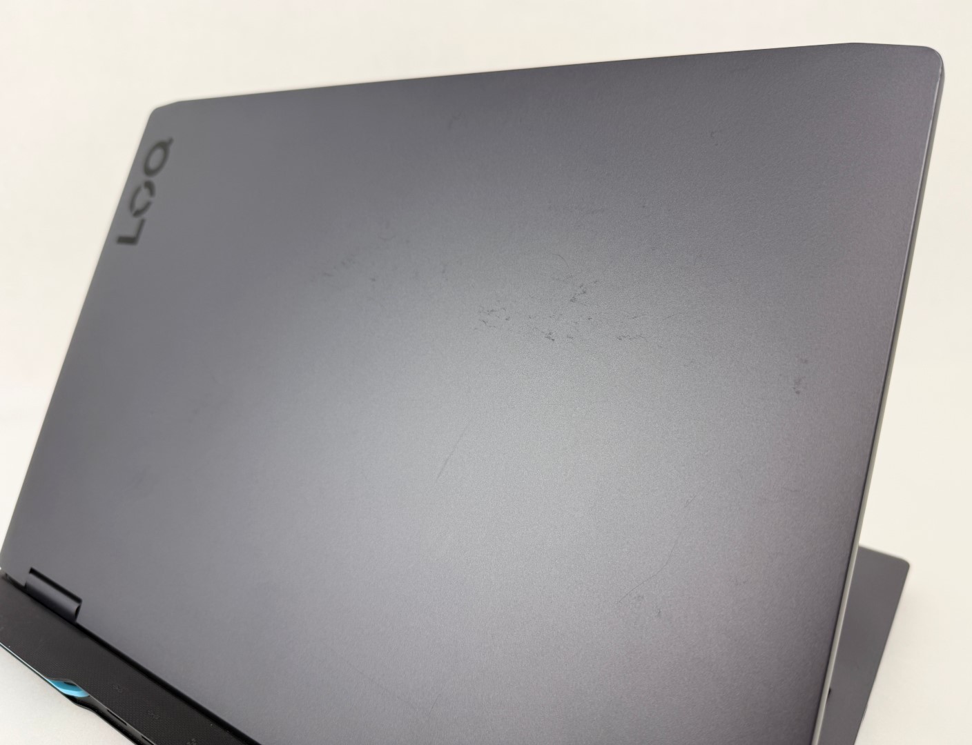Lenovo LOQ 15IRH8 15.6″ FHD i5-13420H 8GB 1TB RTX 3050 W11H Gaming Laptop U