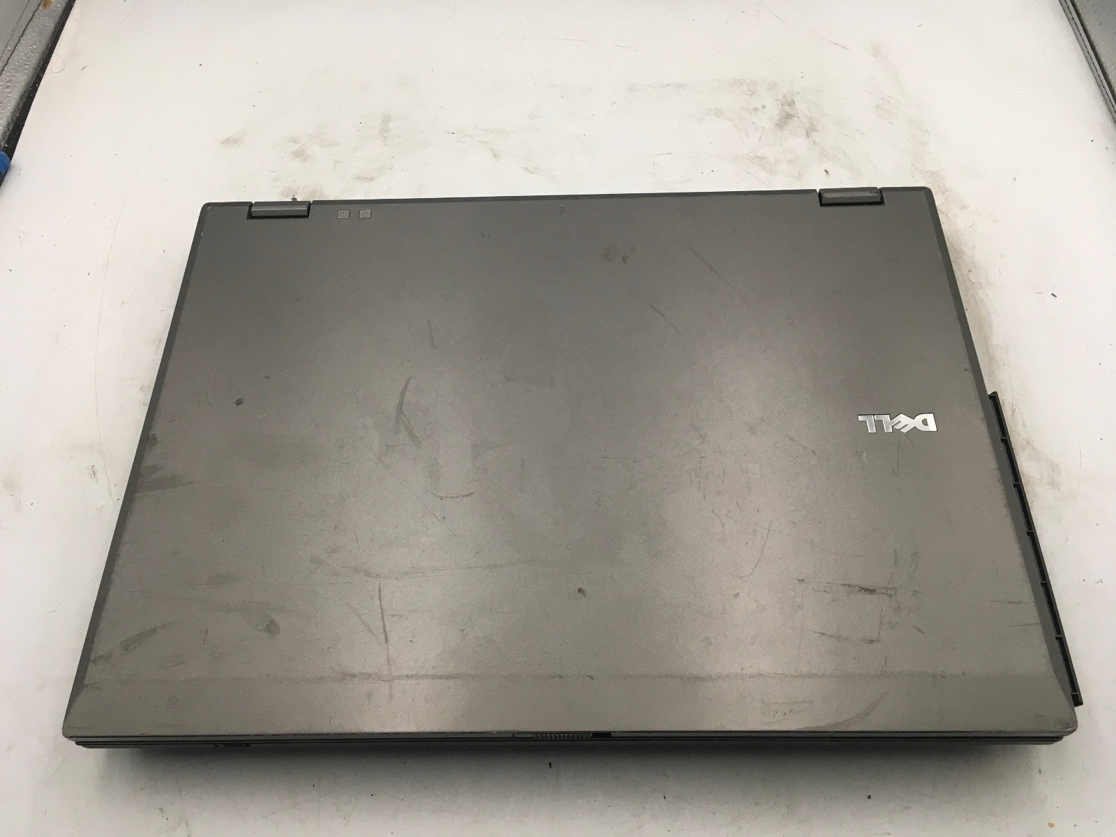 DELL LATITUDE E5410 – FOR PARTS/BROKEN LCD – INTEL I3 1ST GEN – 2GB RAM -READ-BB