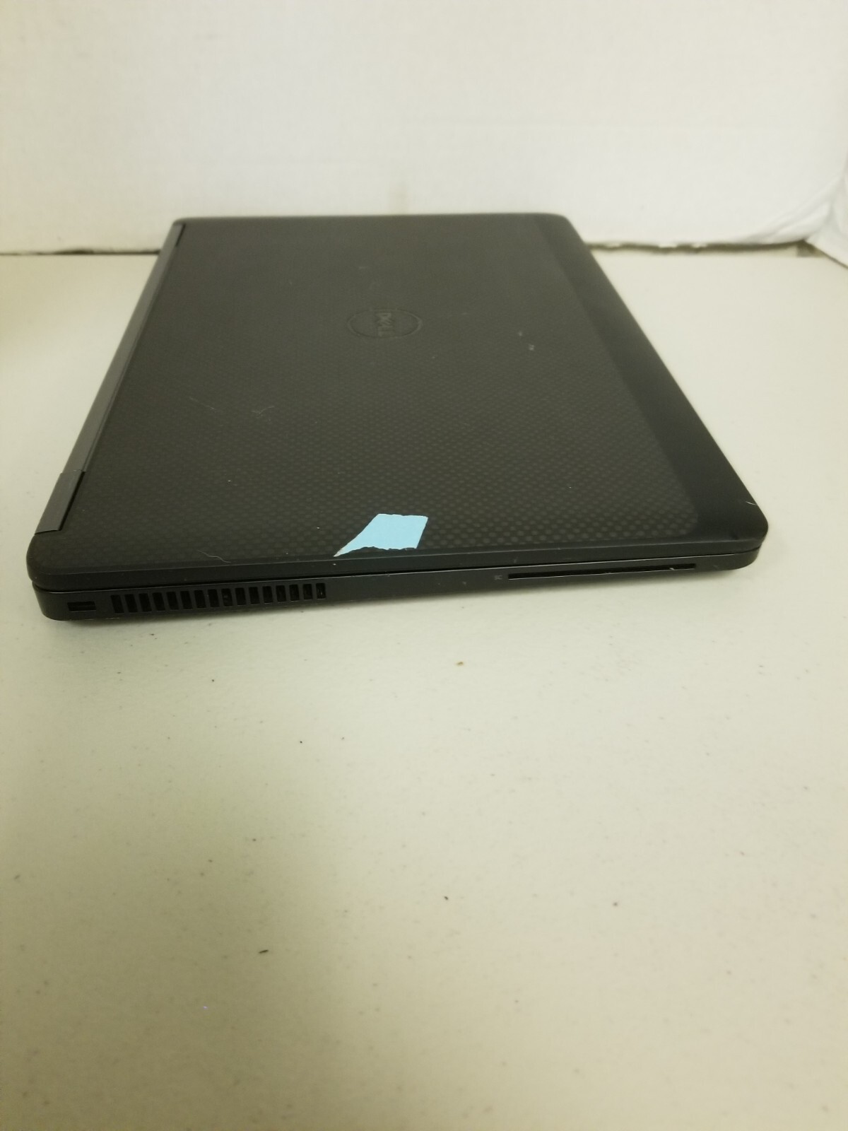 Dell Latitude E7270 Core i7-6600U 2.60GHz 8GB RAM! No HDD/OS! SCREEN ISSUES