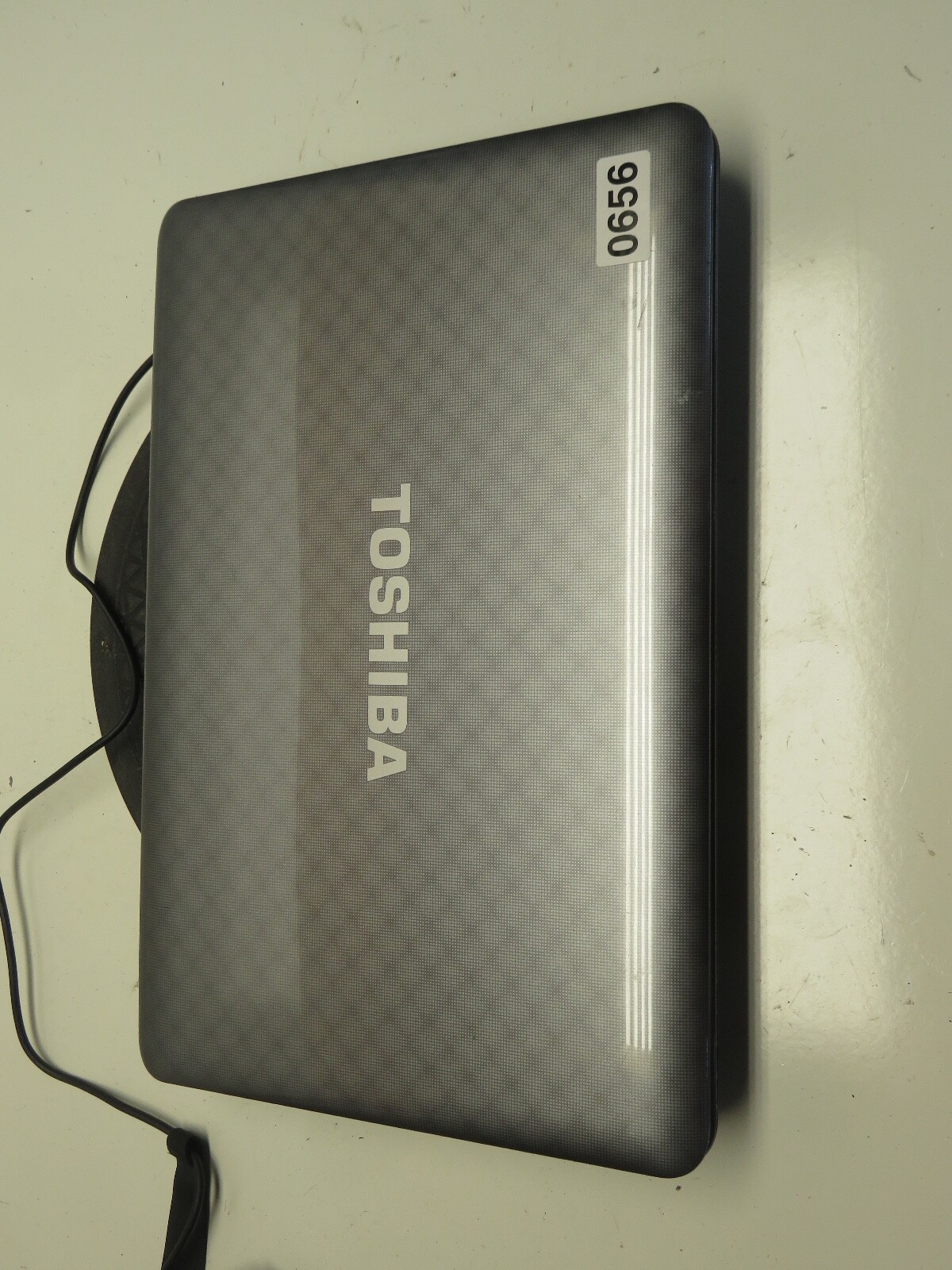 Toshiba Satellite L755-S5306 Intel i3-2330M 2.2 GHz 4 GB NO HDD No Batt
