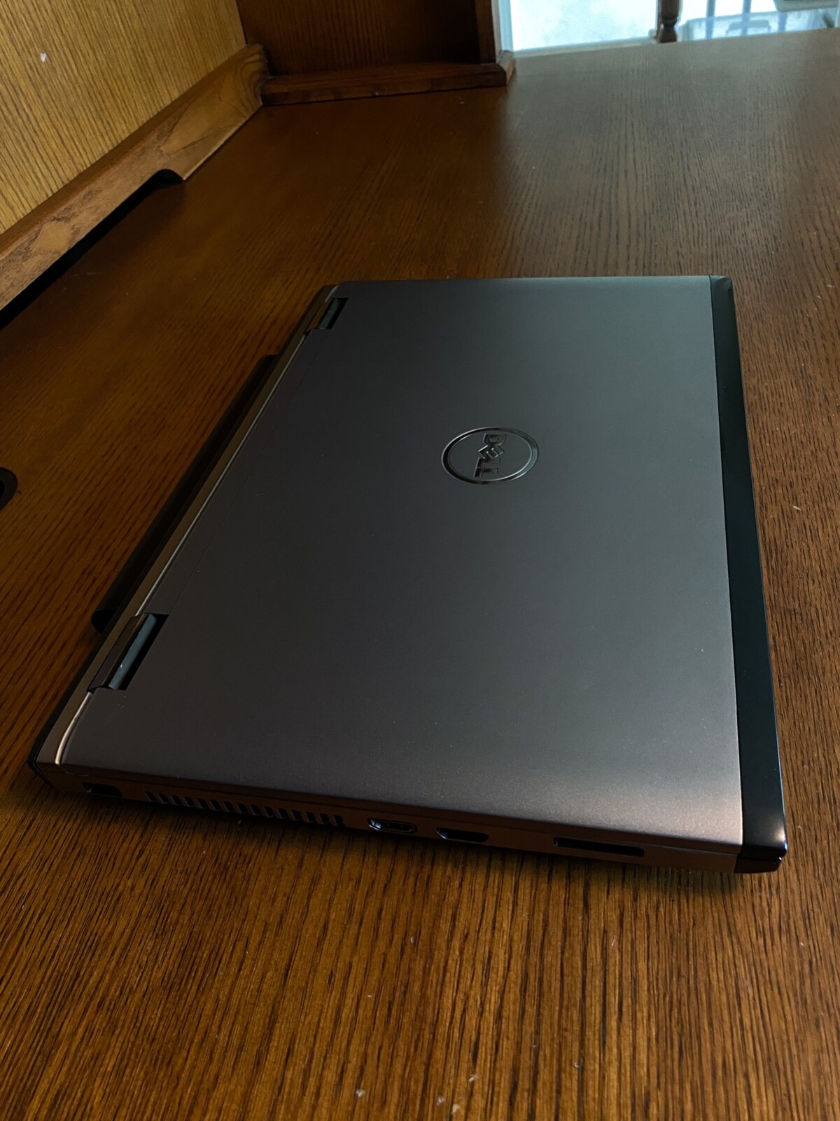 Dell Vostro 3550 15.6in. (320GB, Intel Core i3 2nd Gen., 2.1GHz, 4GB)…