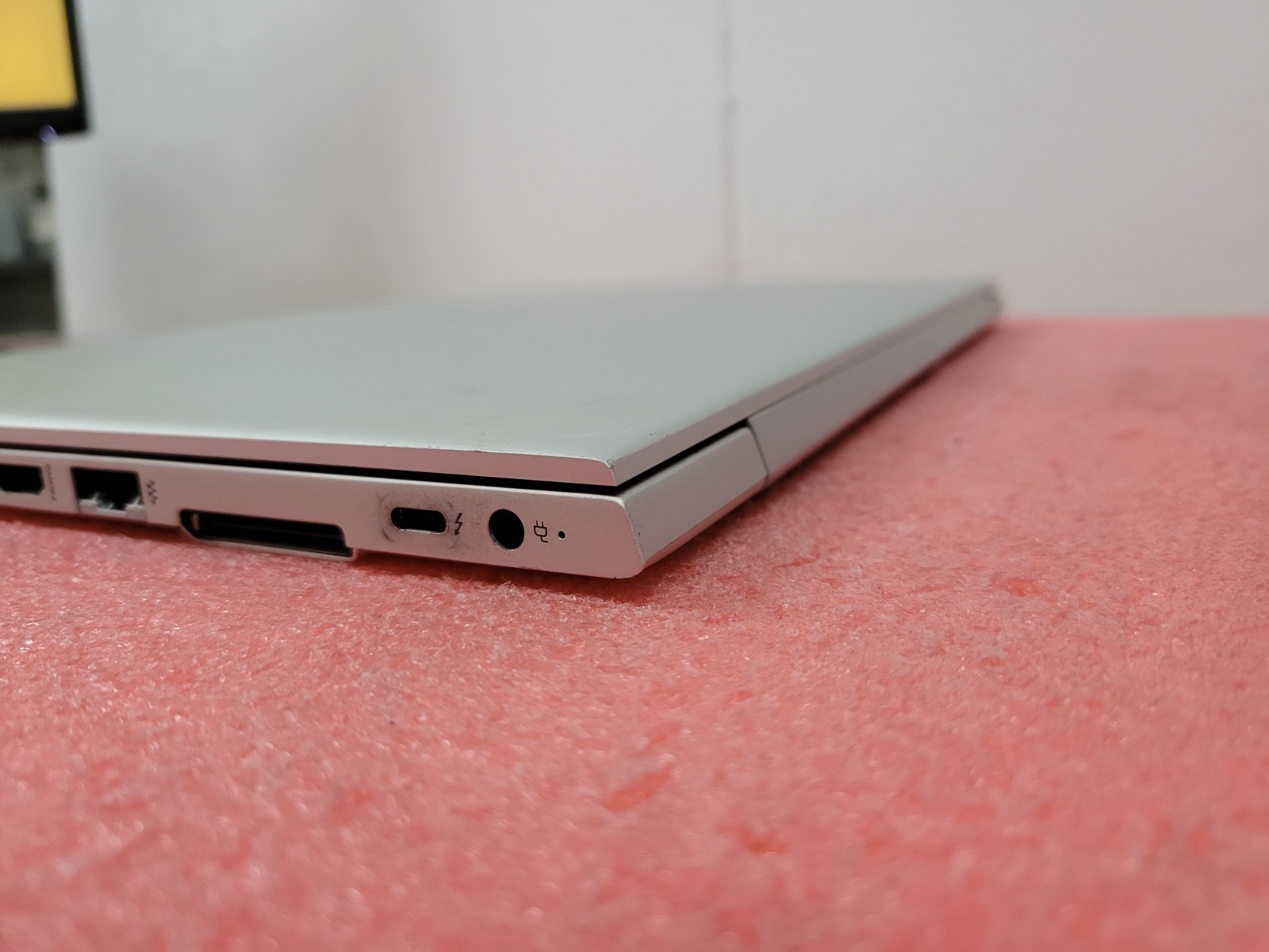 HP EliteBook 840 G6 i5-8265U 4GB RAM *AS IS/NO BATTERY/NO SSD/NO OS* | C944
