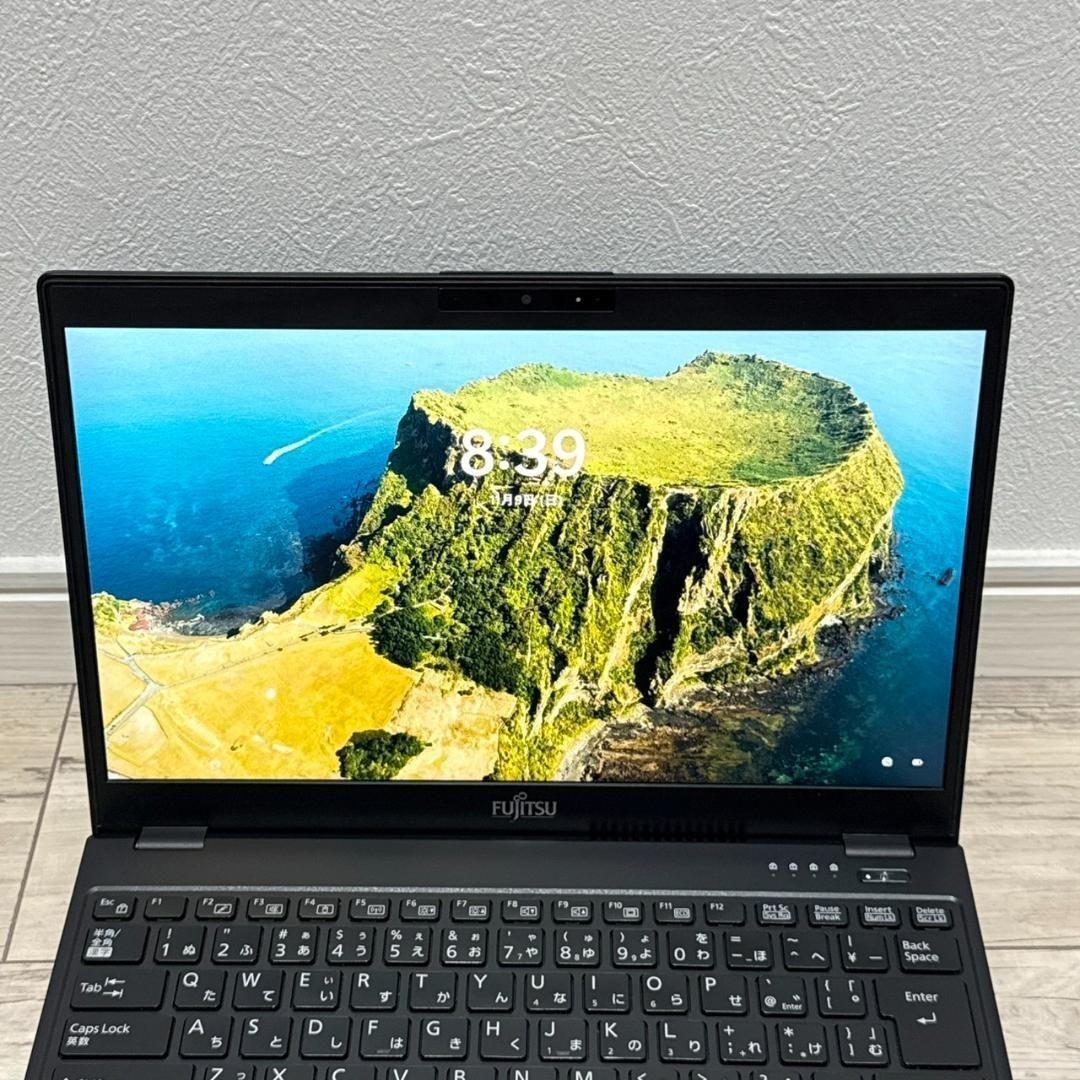 Fujitsu Lifebook U939/B Core i7-8665U 1.90GHz SSD 256GB RAM 16GB Win 11 Pro