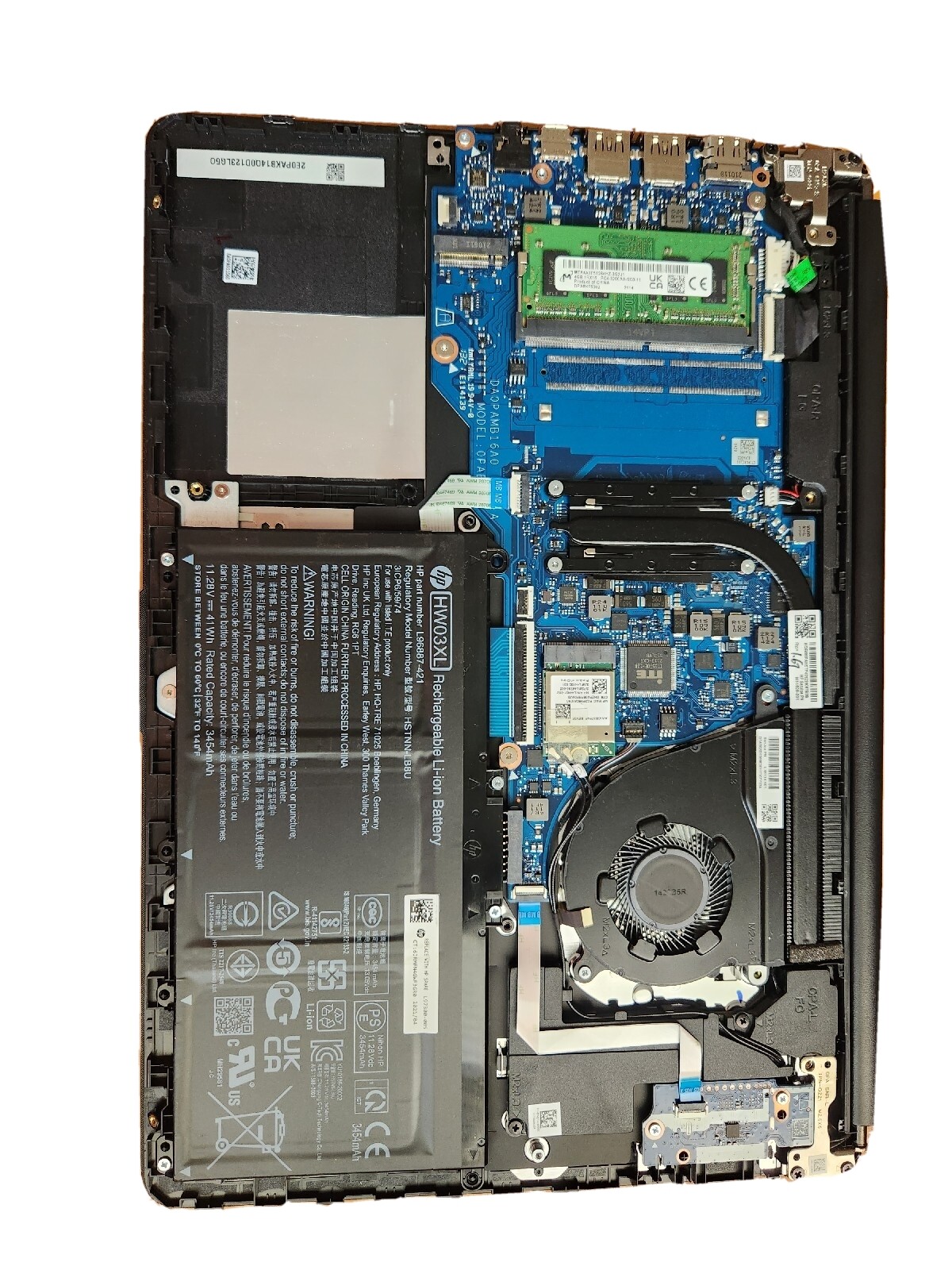 HP 14-fq0050nr 14″ (64GB, AMD 3020E, 2.60 GHz, 4GB) Laptop – Black – Parts only