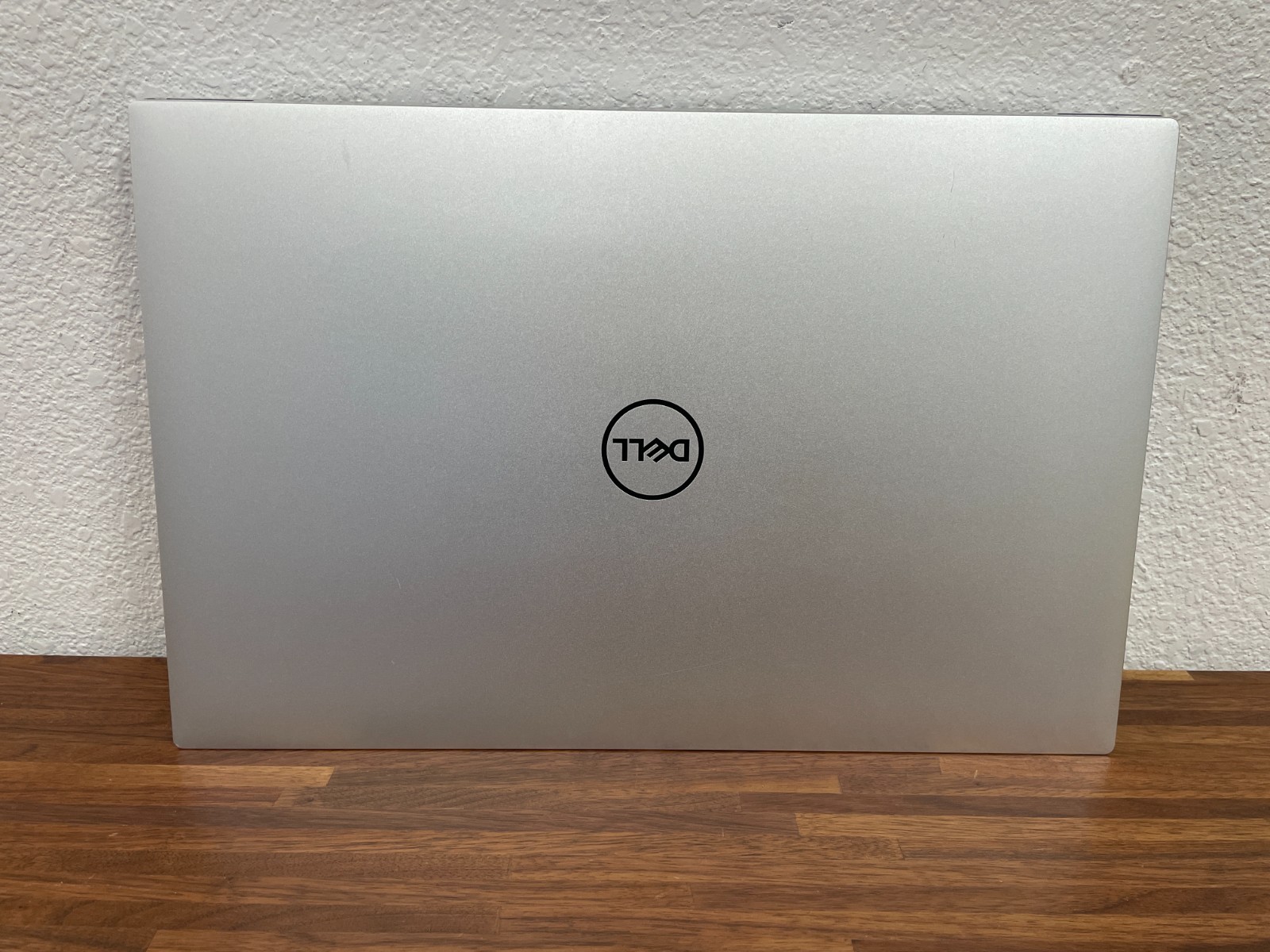 Dell XPS 17 9700 i7-10875H 2.3GHz 32GB RAM 1TB SSD RTX 2060 Win 11 Home