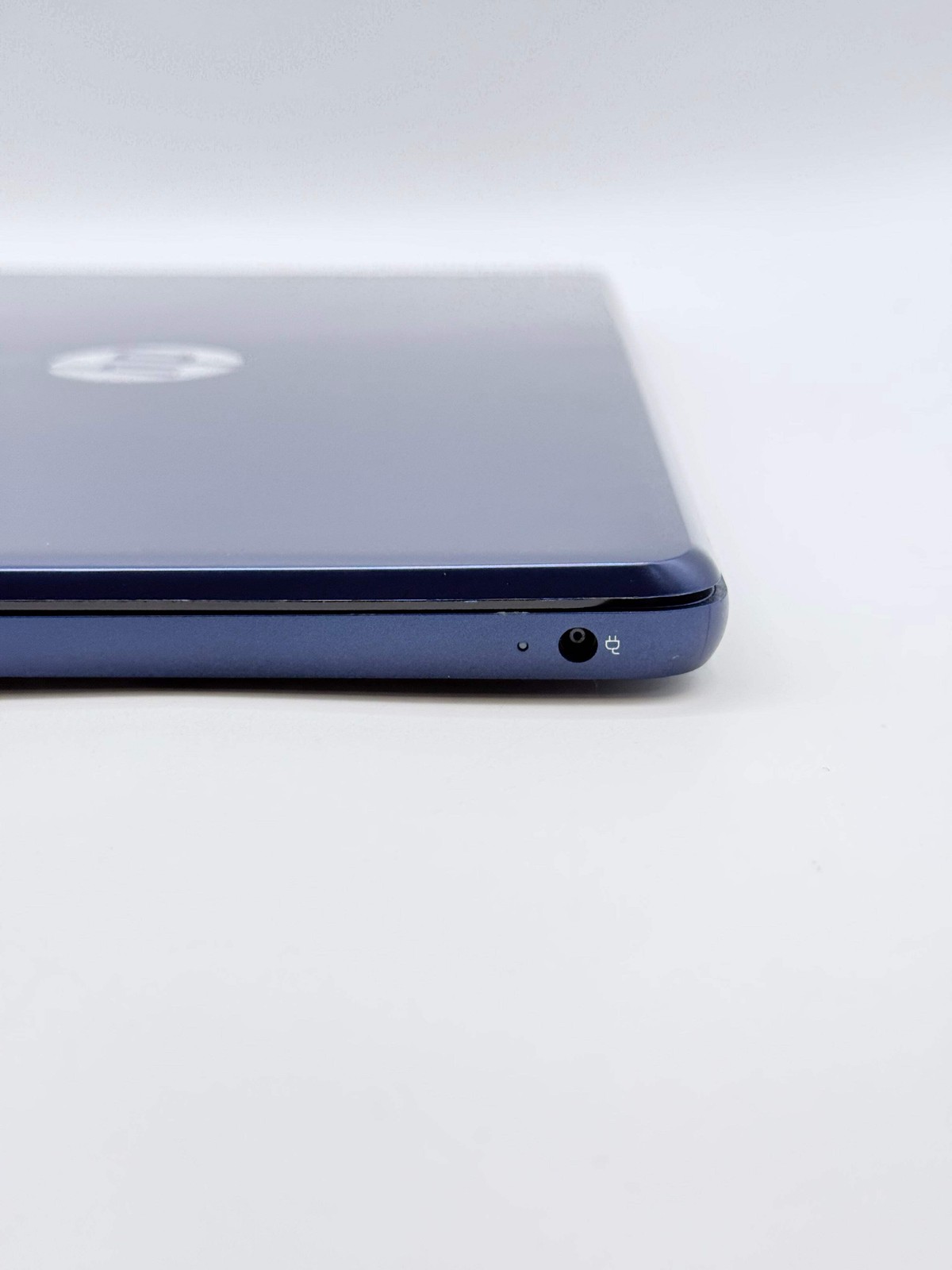 HP 14-DS0036NR 14″ Laptop 4GB RAM 64GB HDD Blue