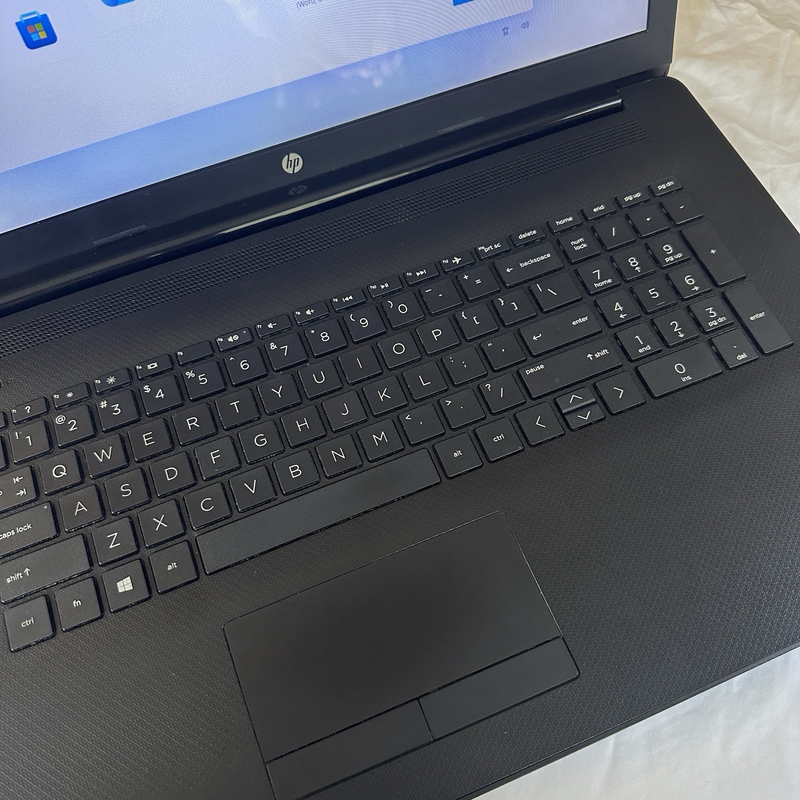 HP Laptop 17″ | Nvidia GeForce 2GB GPU | Intel i7 CPU | 1TB SSD | 16GB RAM