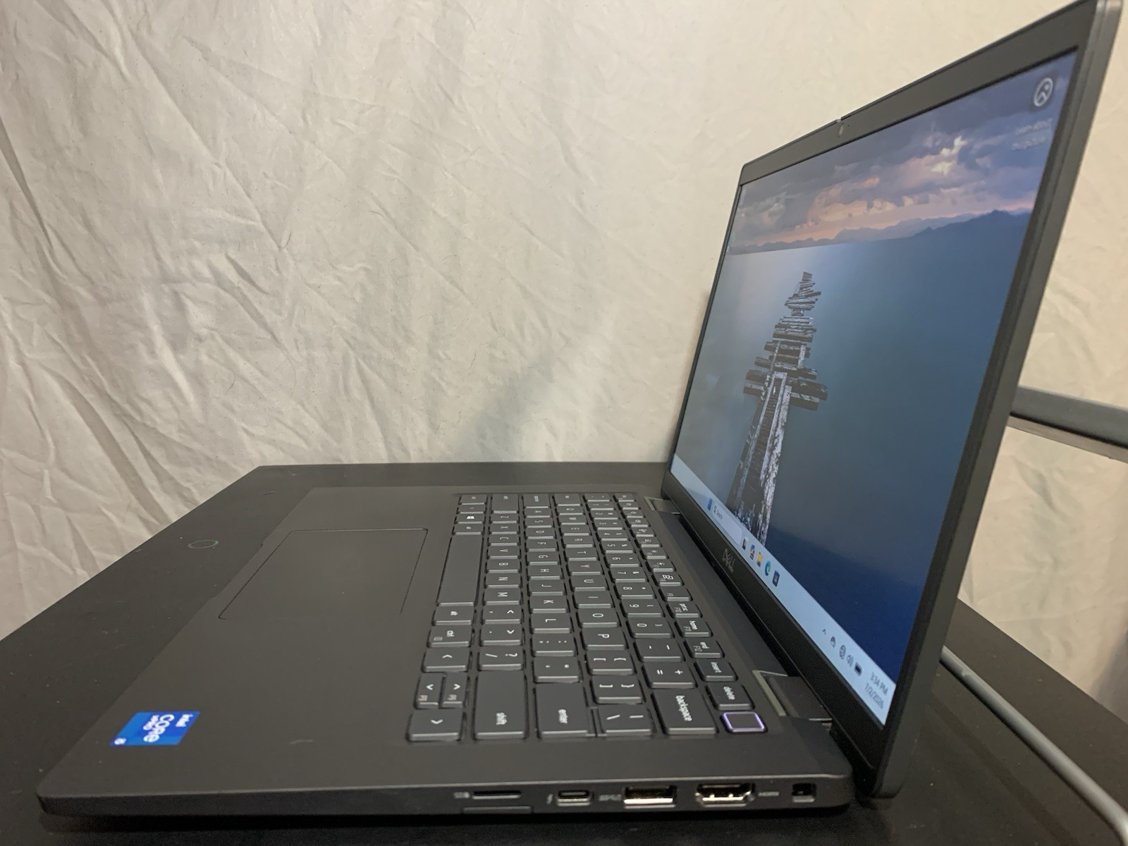 Dell Latitude 7420 i5-1145G7 8GB 256GB NVMe Win11 14in FHD Black