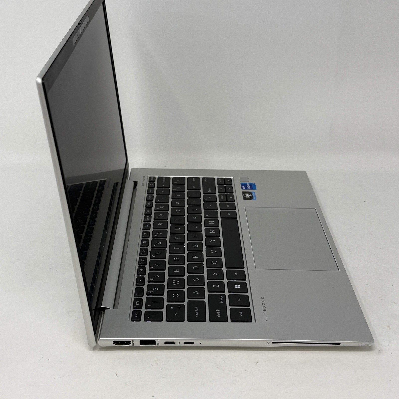 HP EliteBook 840 G9 14″ i7-1255U 1.7GHz 16GB RAM 512GB SSD