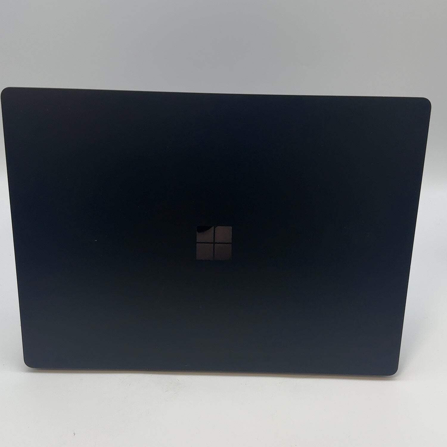 Microsoft Surface Laptop 3 1873 15″ Ryzen 5 2.1GHz 8GB RAM 128GB SSD