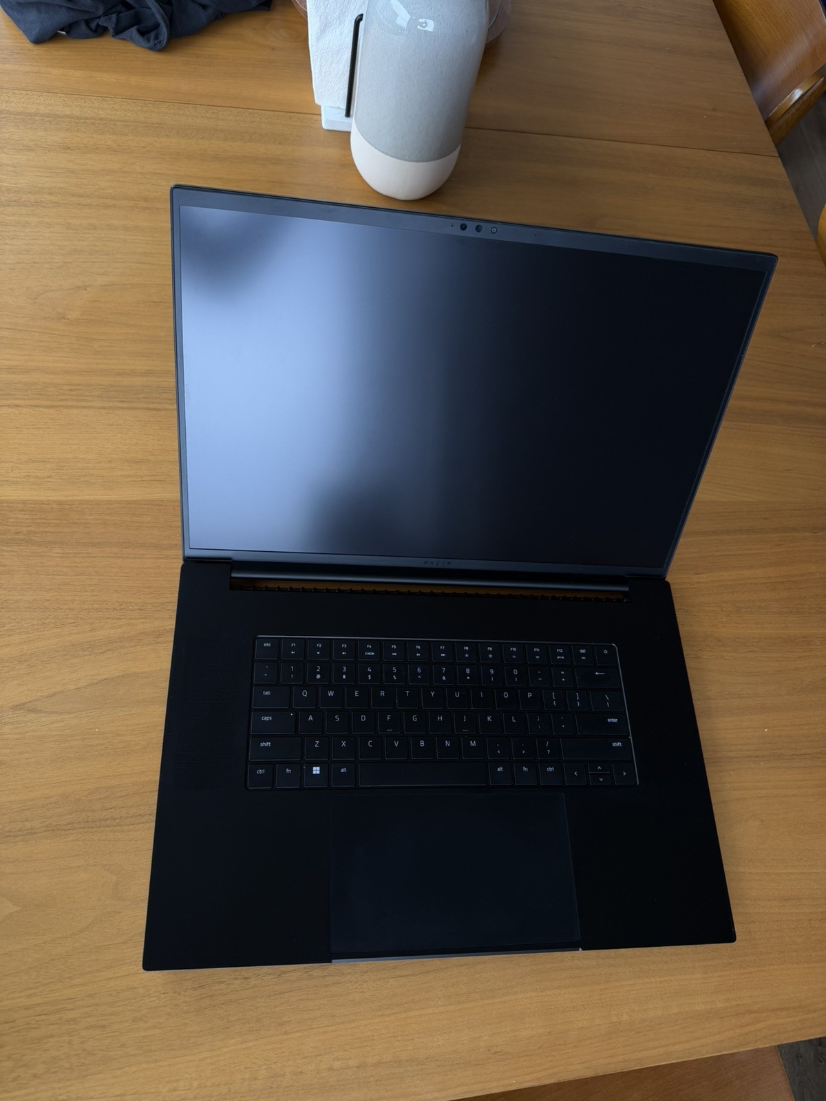 Razer Blade 18 240Hz QHD+ 2.2 GHz i9-13950HX 32GB 1TB SSD RTX 4080 Very Good