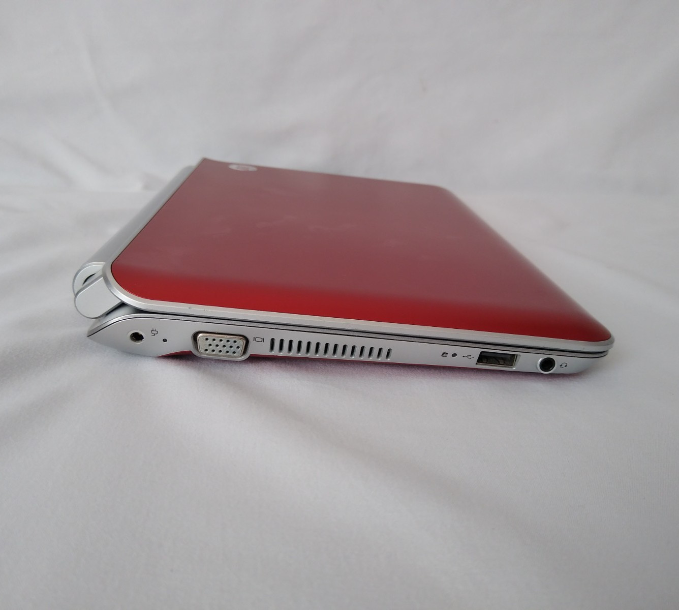 HP Mini 210 2090NR Intel Atom Laptop Notebook 10.1in 250 GB HDD Windows 7 Red PC