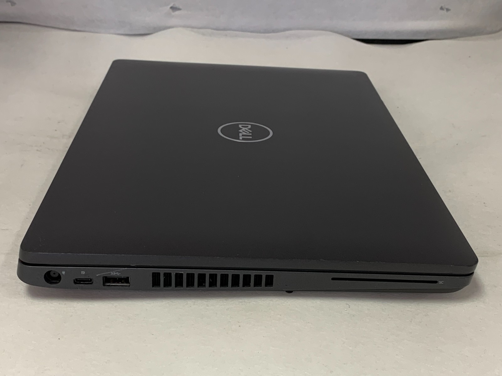 Dell Latitude 5500 15.6″ FHD i5-8365U 16GB 256GB W11P