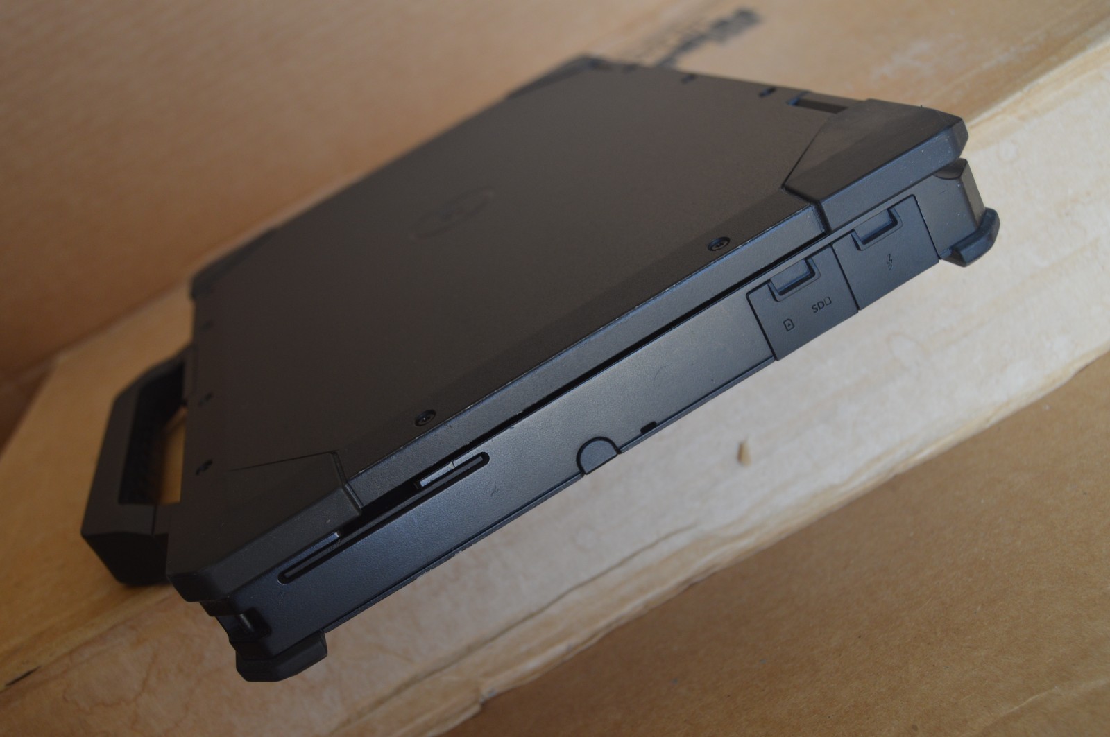 Dell Latitude 14 5430 Rugged i5-1145G7 1080P 16GB 512GB WWAN/LTE Dual LAN