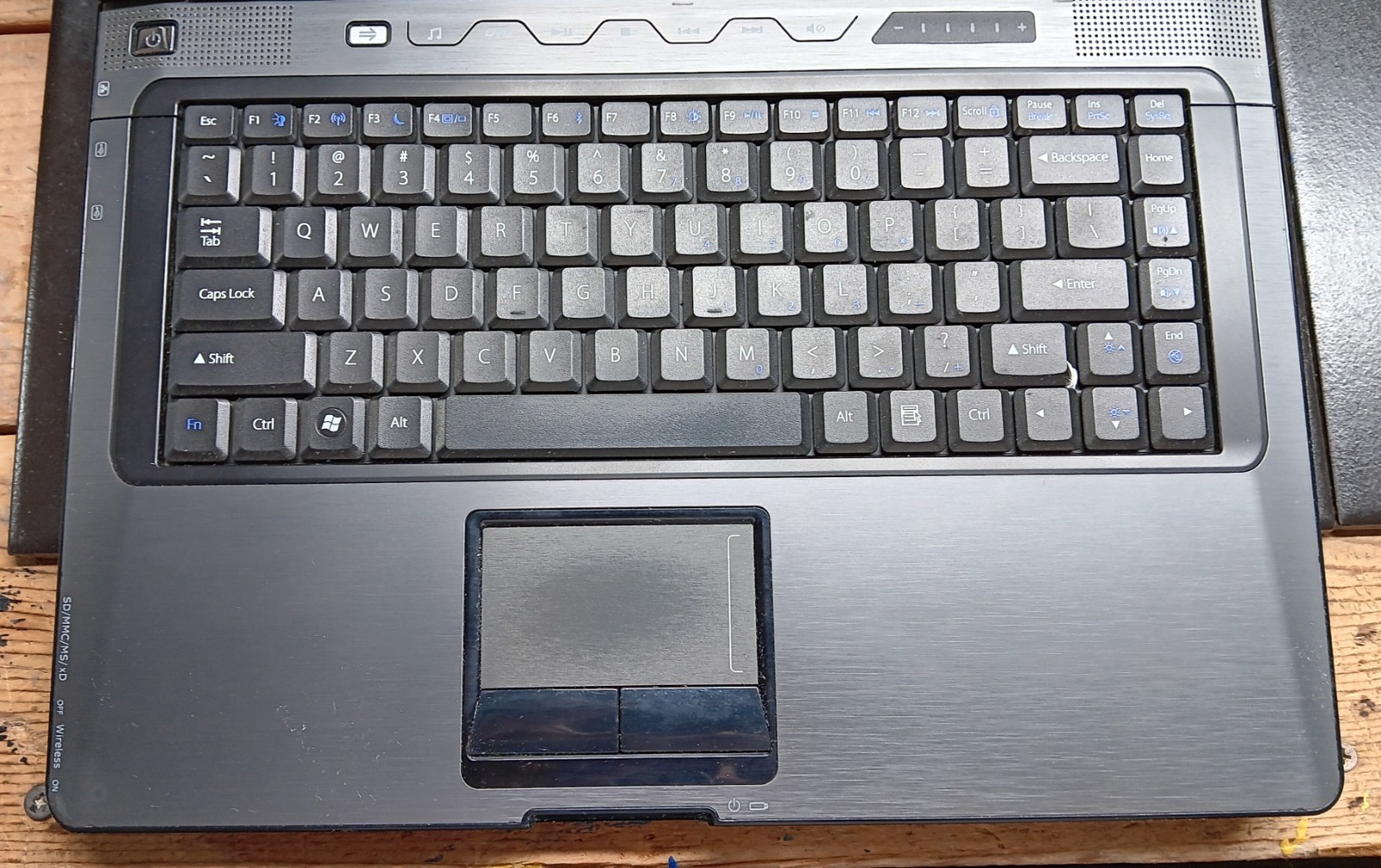 Gateway M-1624 Laptop AMD Turion 64 X2 2Ghz 4GB DDR2 RAM 240GB SSD Win 10 Pro