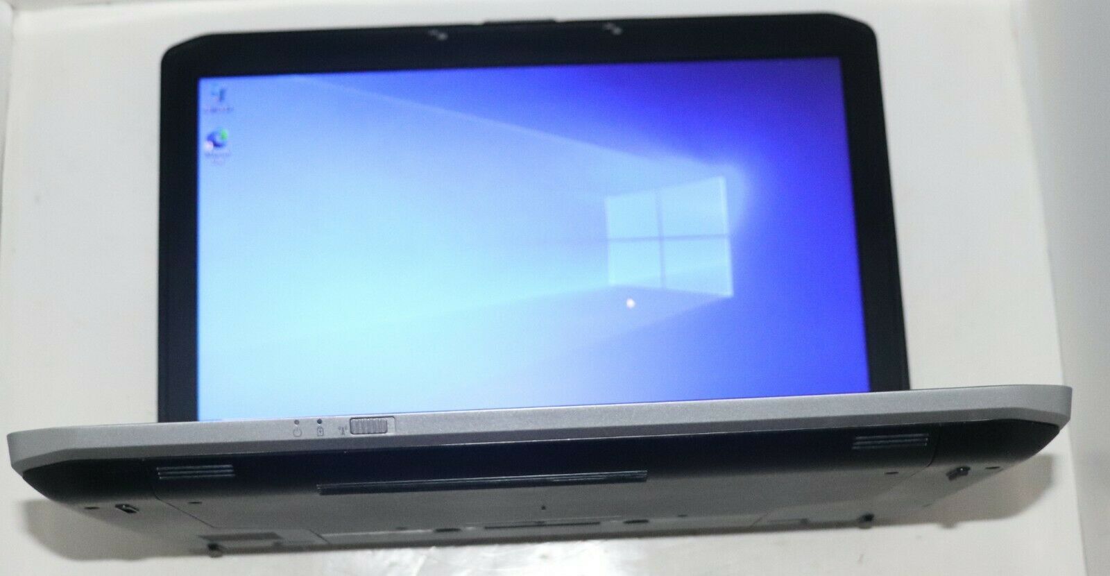Dell Latitude E5520|Intel core i3@2.20GHz|500GB HDD|2GB RAM|WIN.10 PROF|WIFI