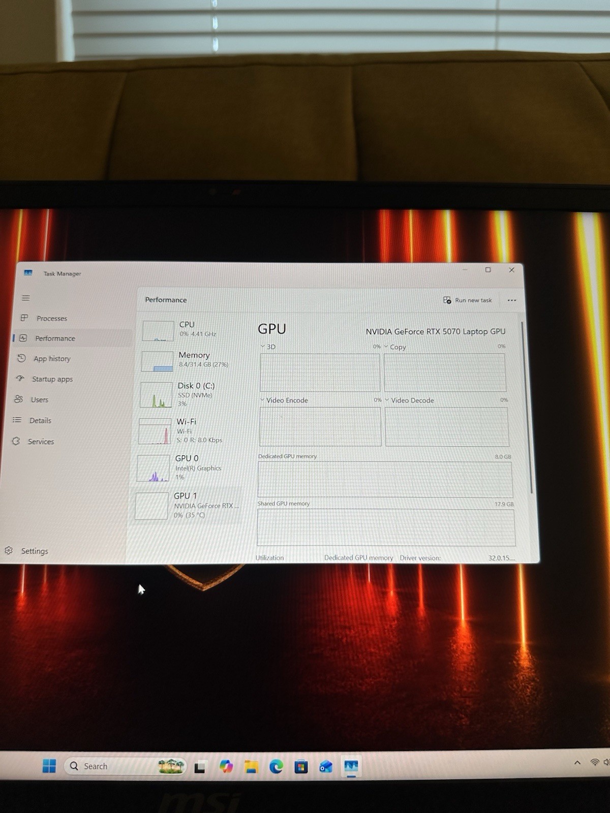 MSI Vector 16 HX AI 16″ (2026) RTX 5070 Core Ultra 9 275HX – 1TB SSD Barely Used