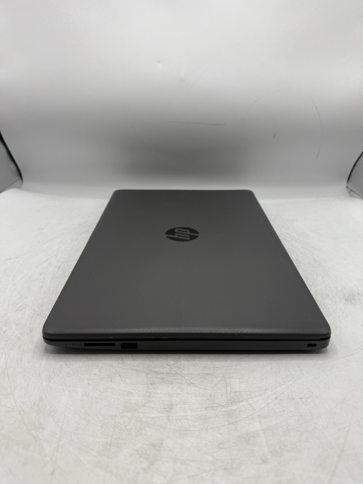 HP 255 G7 15.6” Laptop AMD A6-9225 8GB RAM 256GB SSD Win10P