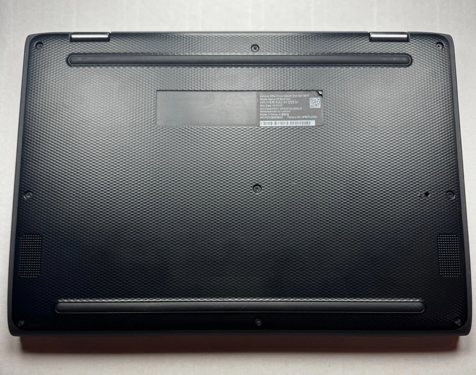 Lenovo 300e chromebook 2nd Gen MTK model 81QC 2-in-1 Touch 32GB – 11.6″