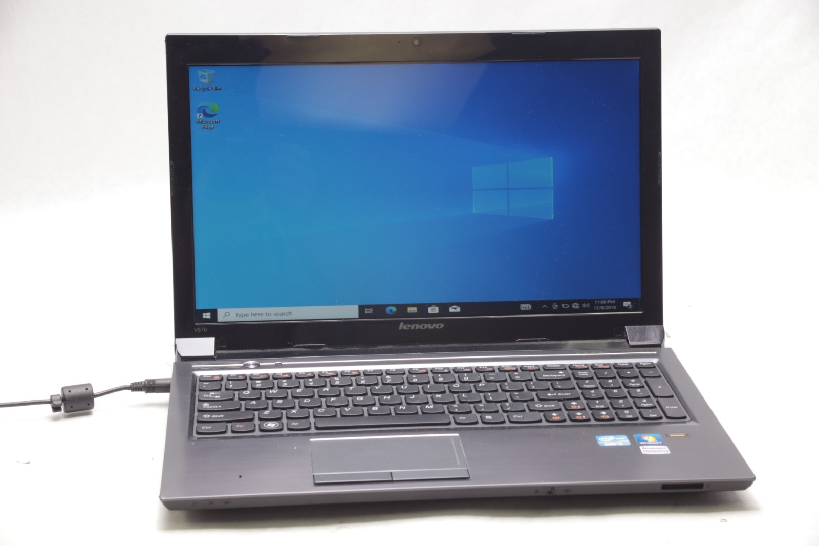 Lenovo V570 Intel i5-2430M 2.4 GHz 6GB RAM 250gb SSD 15.6″ Win10 BAD BATTERY 071