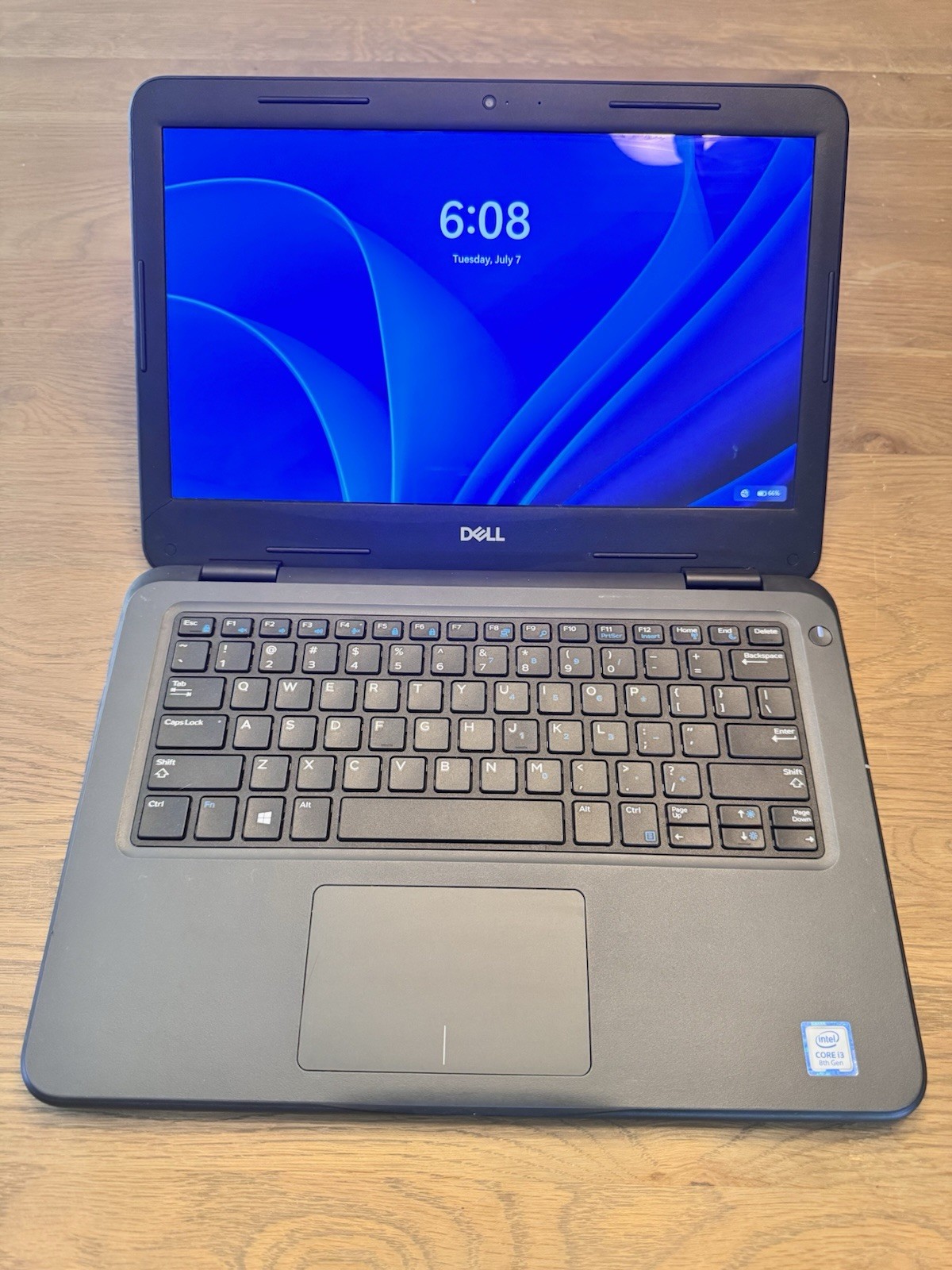 Dell Latitude 3310 13.3″ TOUCHSCREEN (128 GB SSD, Intel Core i3 8145U, 8GB RAM)