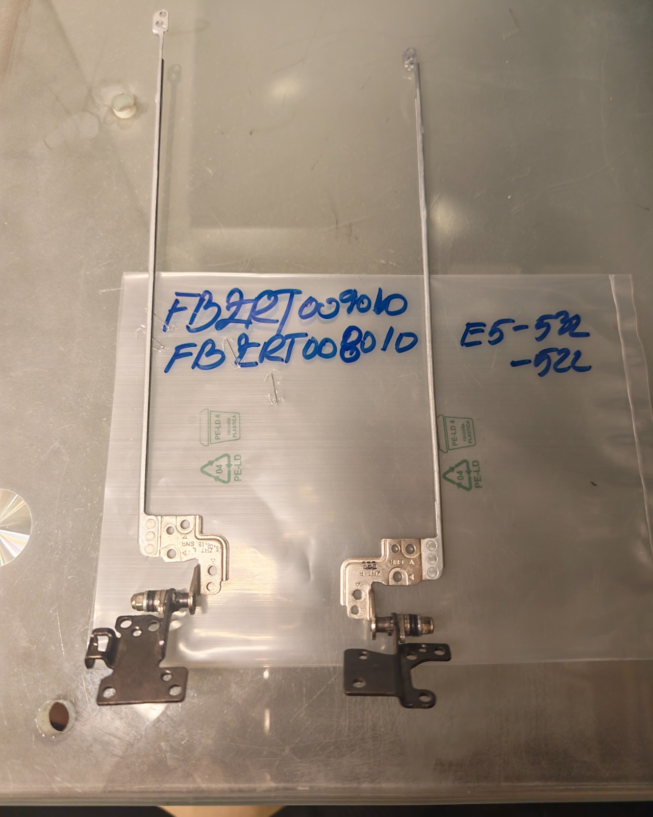 ACER E5-574 E5-522 532 F5-571 F5-572 E5-573 HINGES FBZRT009010 FBZRT008010 #
