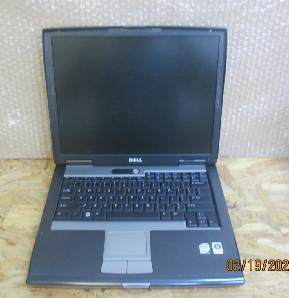 Dell Latitude D530 14″ INTEL CORE 2 /1GB RAM/80GB HDD/NO OS LAPTOP.