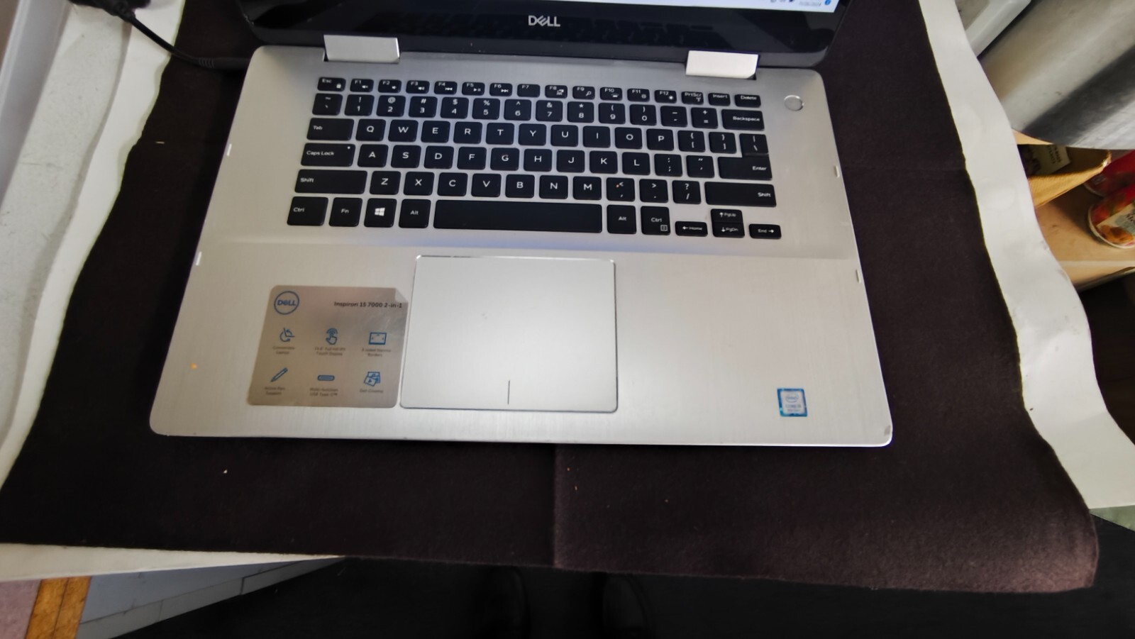 Dell Inspiron 15 7000 Intel Core i5-8265U 8GB 1TB HD/SSD W11 Touchscreen