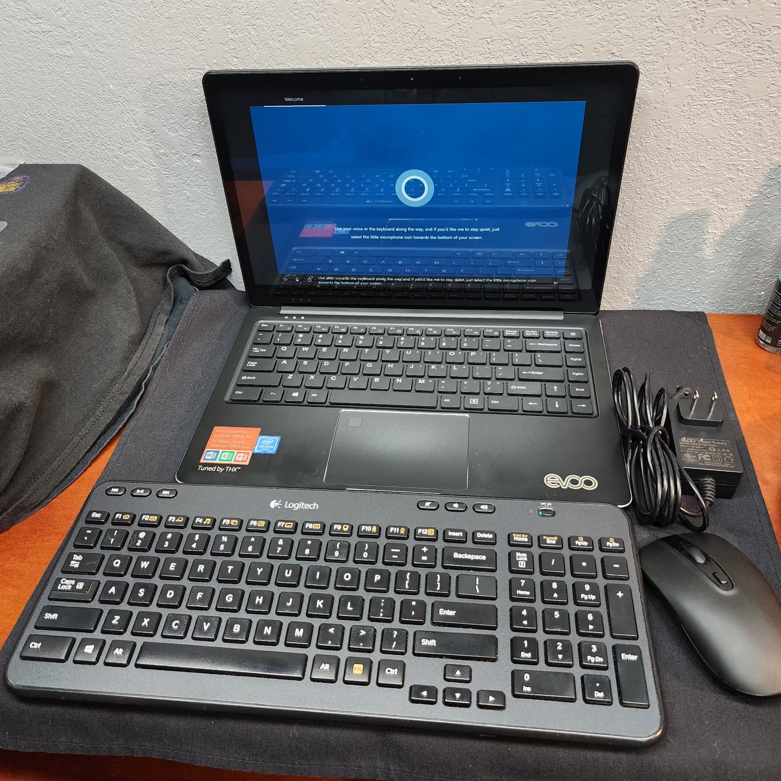 Evoo 14.1 inch ,TEV-CE-141-2, Intel Celeron , 4GB Mem – 32GB