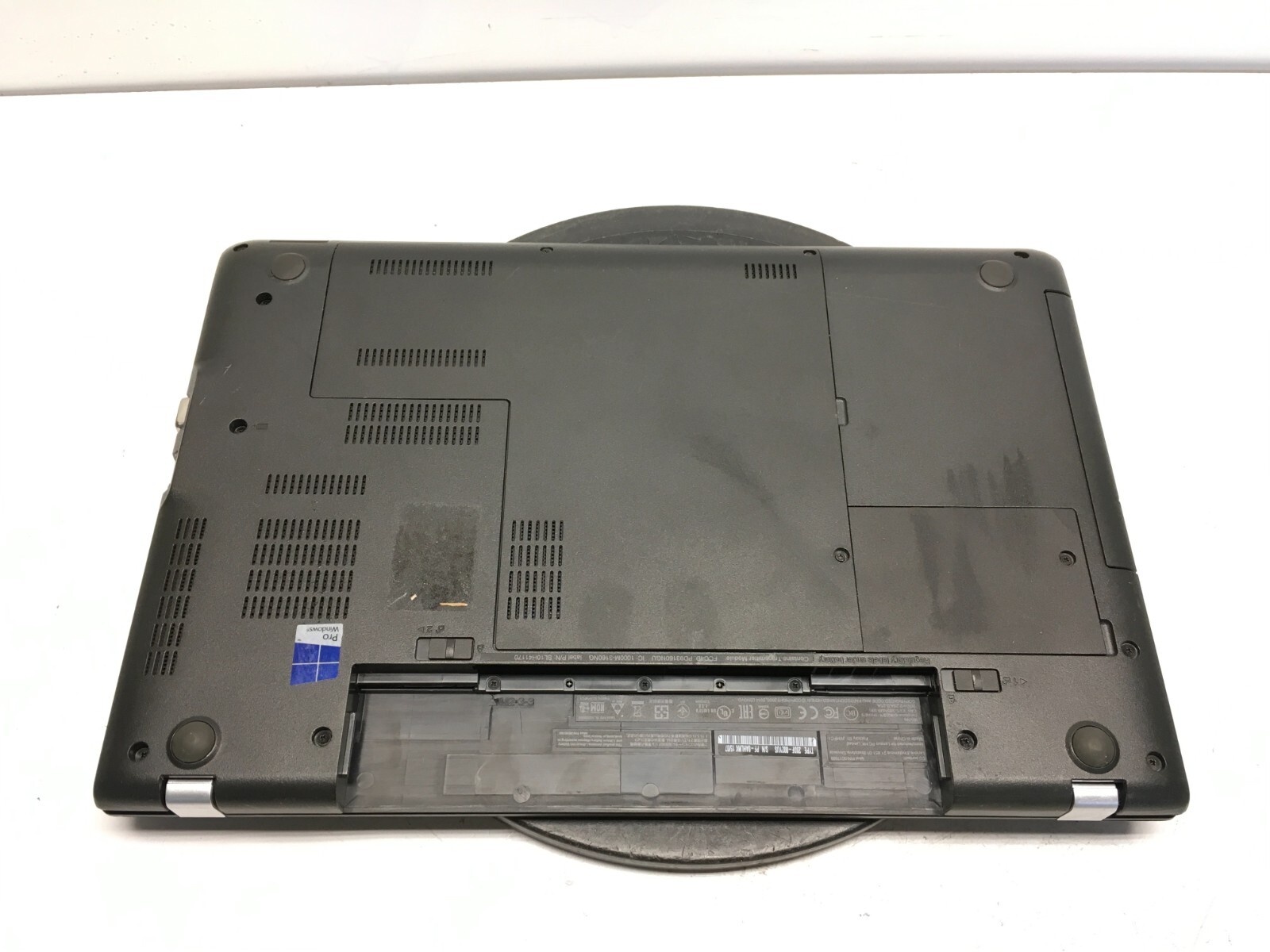 Lenovo ThinkPad E550 Intel i3-4005U 1.7GHz 4 GB NO HDD