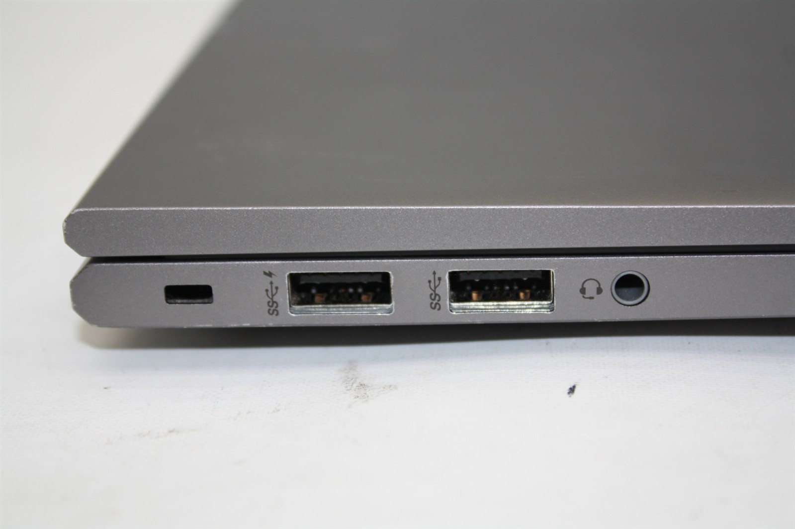 14″HP ZBook Firefly G7 Laptop i5-10310U 1.70GHz RAM 16GB NVMe 256GB/Charger inc